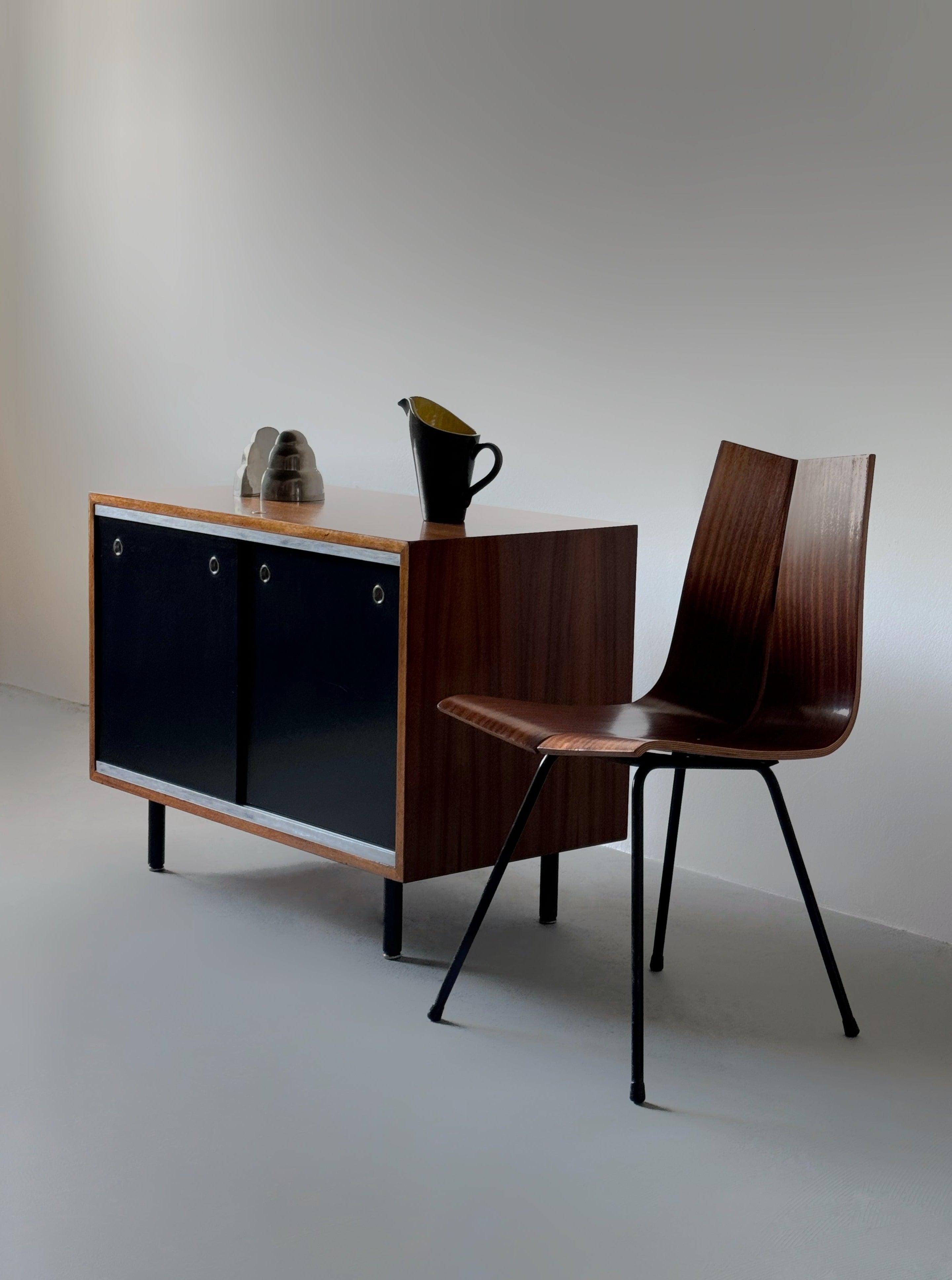 Small sideboard in chrome metal legs by George Nelson for Herman Miller, 1970