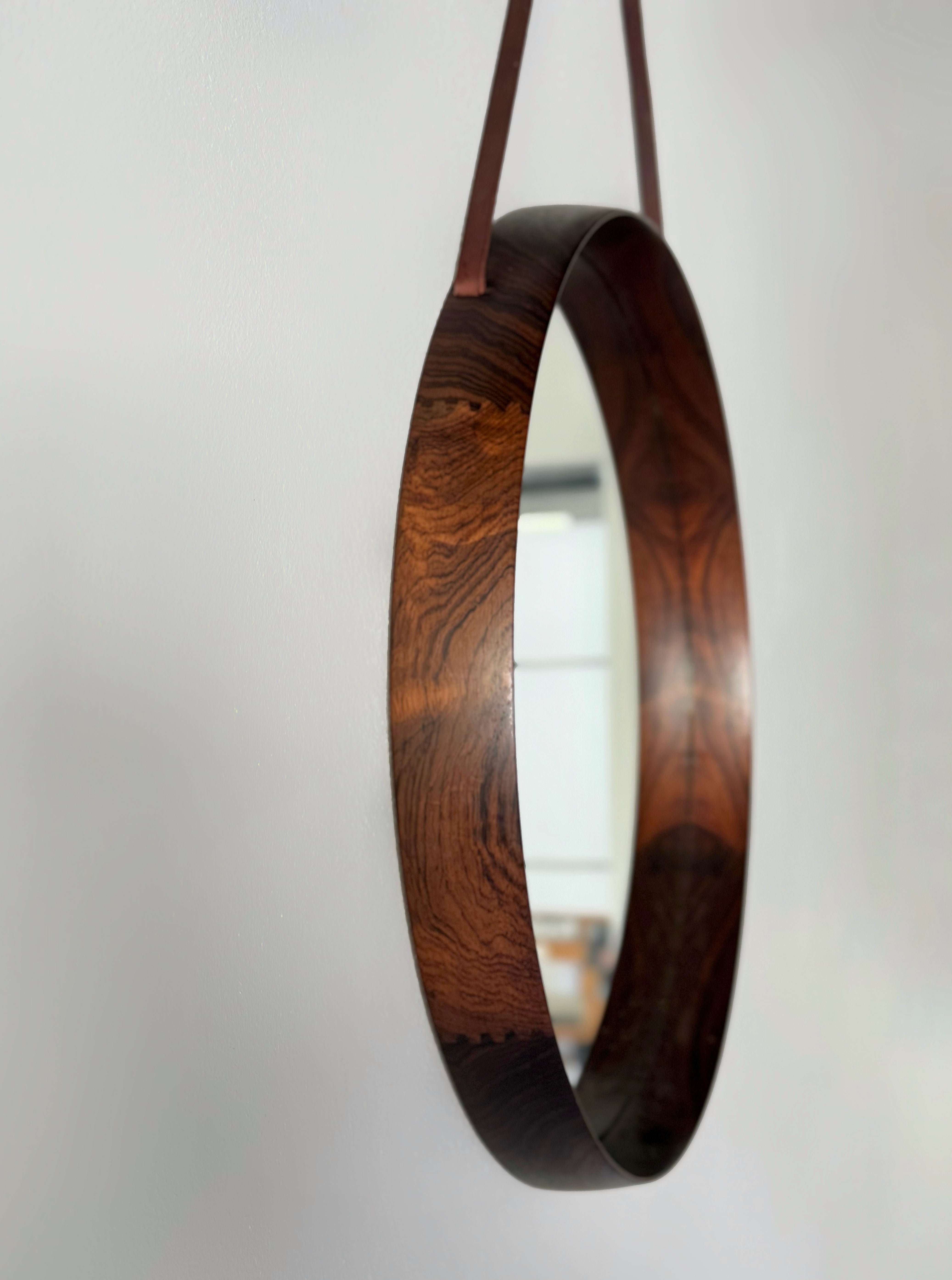 Wall mirror in rosewood and Leather by Uno & Östen Kristiansson for Luxus Vittsjö Möbelfabrik, 1960s Sweden