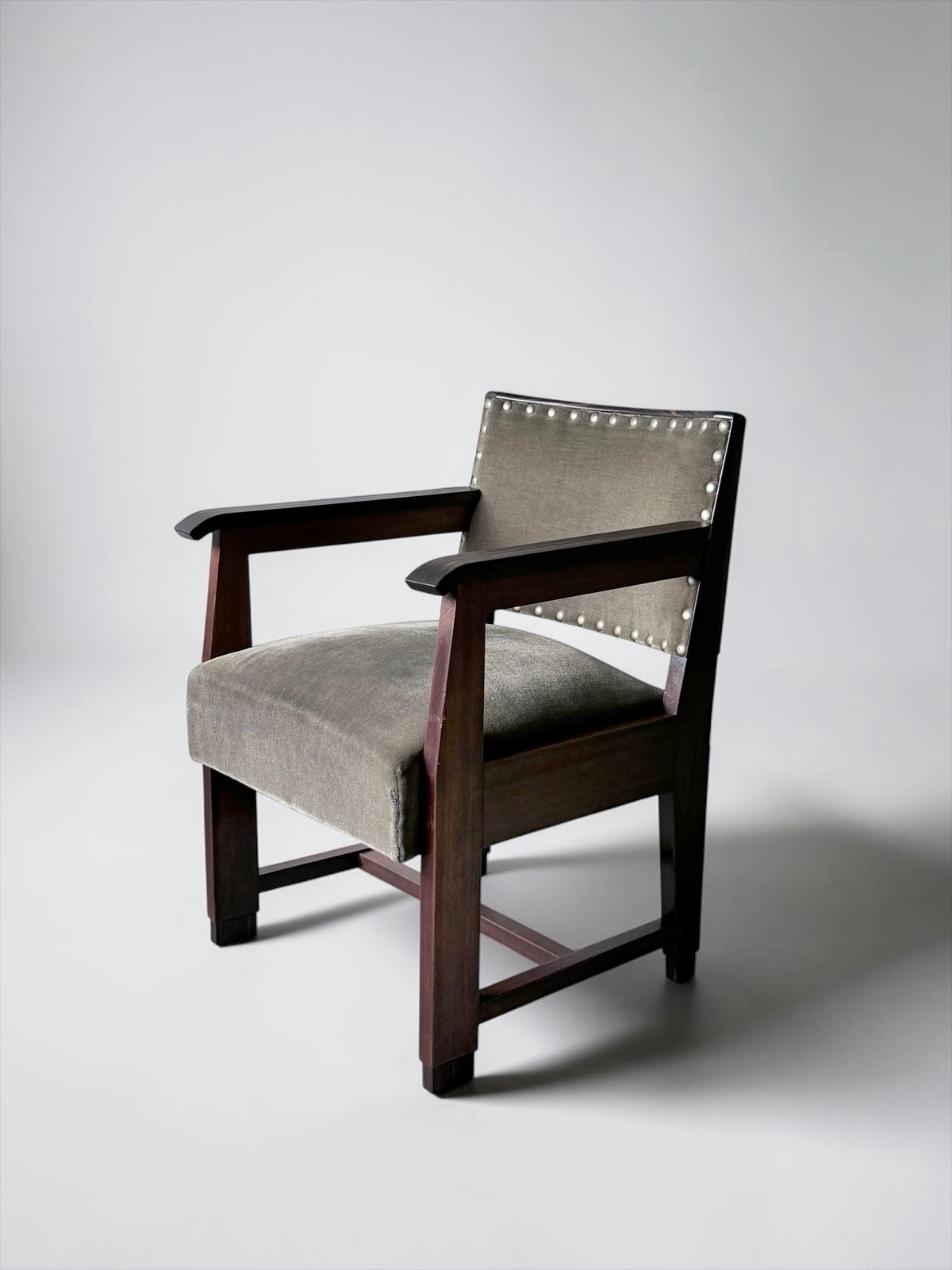 Haagse School Armchair, The Netherlands, 1930s 　　