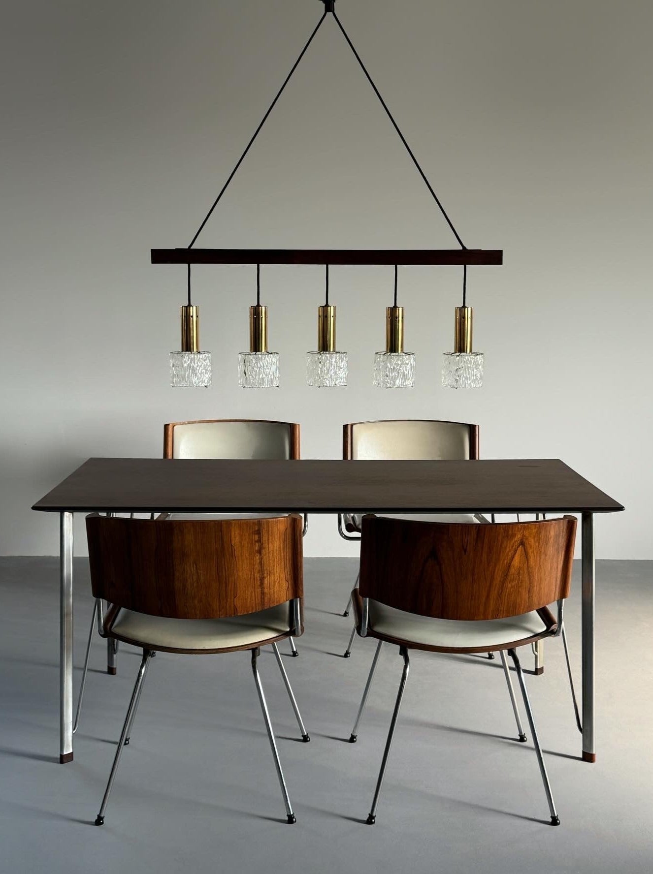 Model 3605 dining table / work table in rosewood by Arne Jacobsen