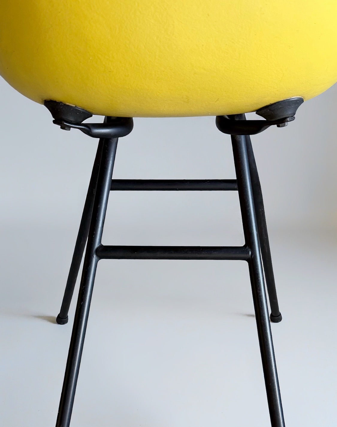 Coccinelle chair with compass legs by René-Jean Caillette for Steiner, France 1958