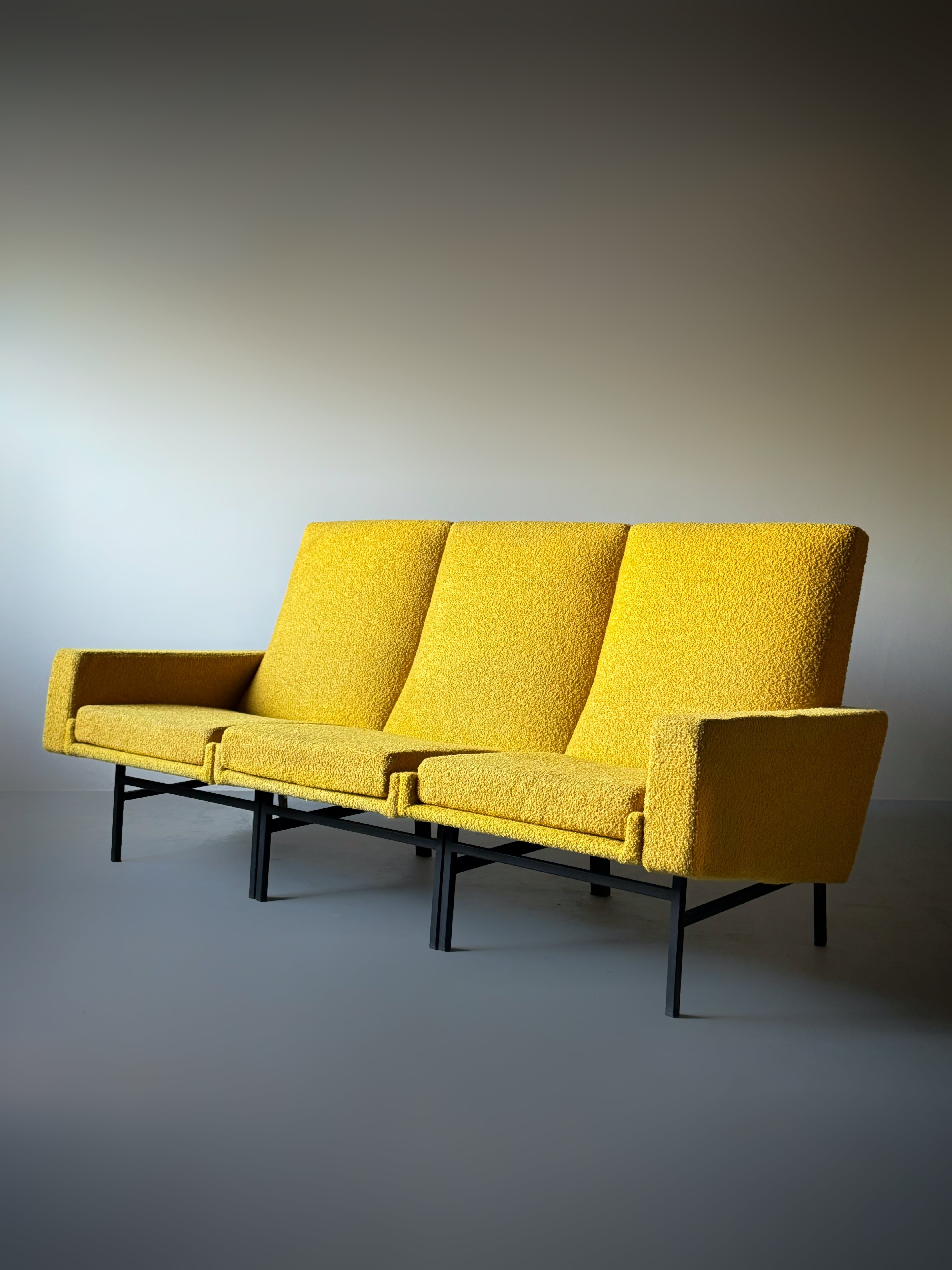 Model 642 Sofa by A.R.P. for Steiner, France 1950s