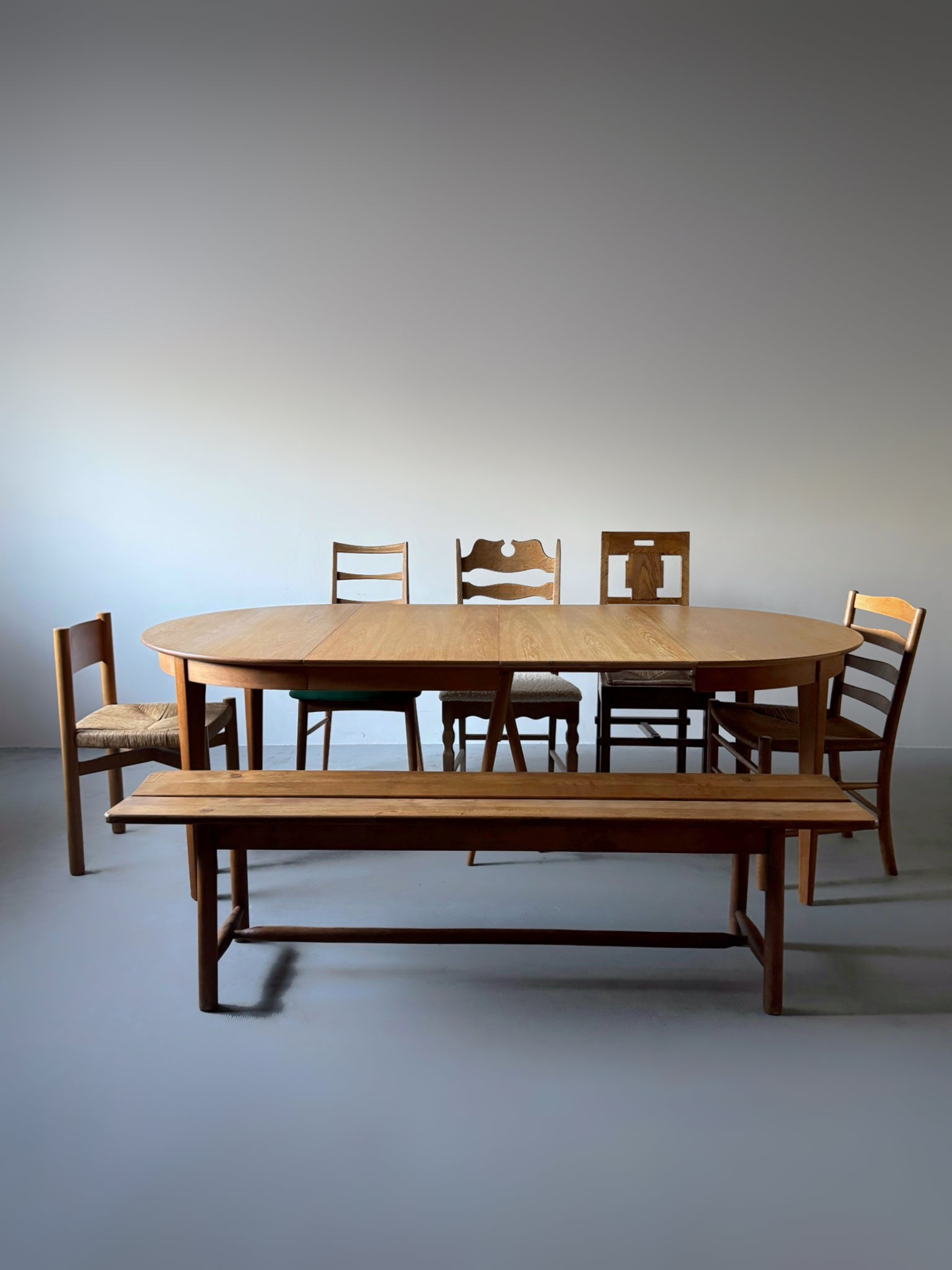 Oak Extendable Dining Table with 3 Inner Leaves by Henning Kjærnulf