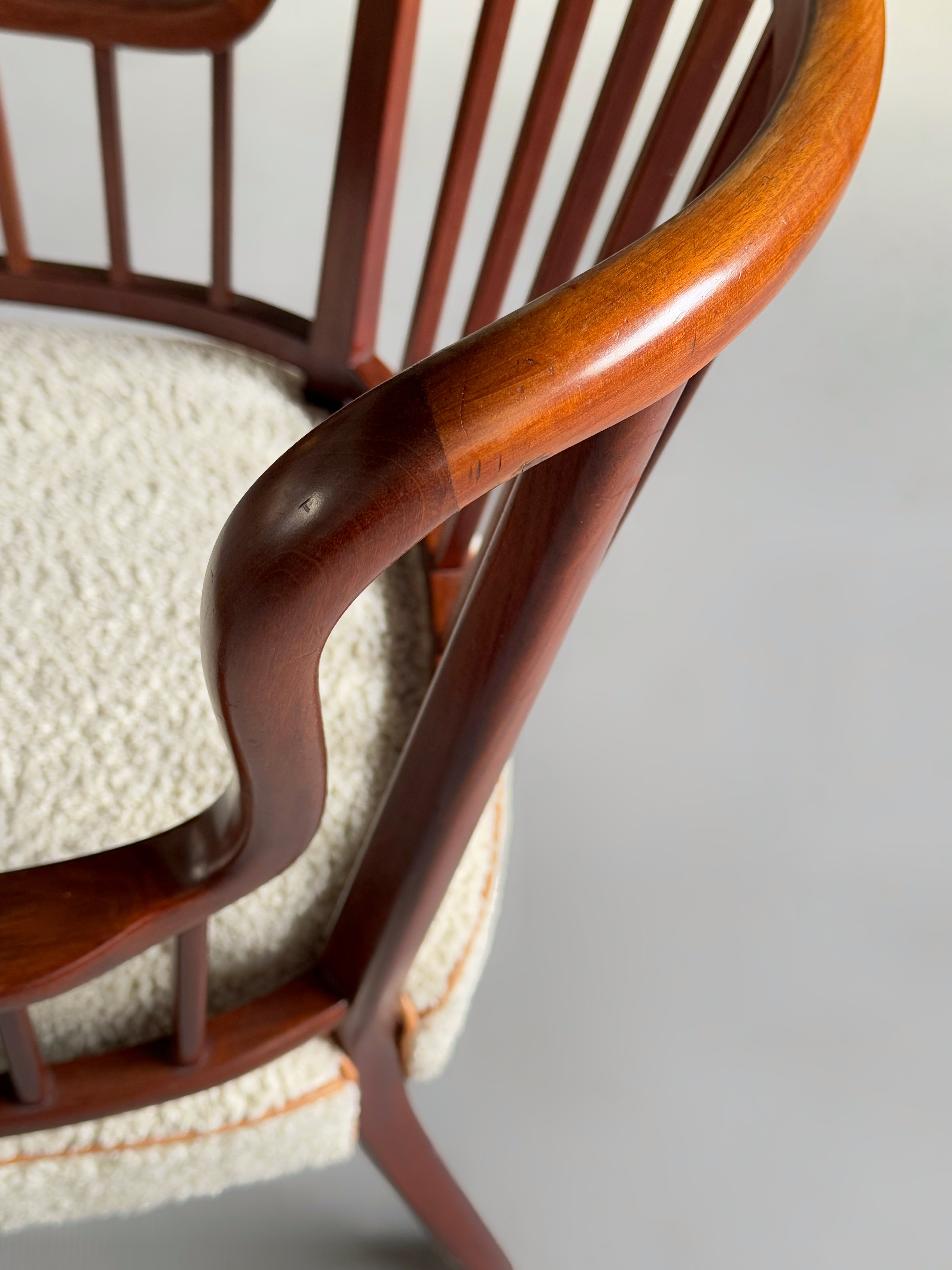 Danish cabinetmaker armchair in Cuban mahogany　　　　　