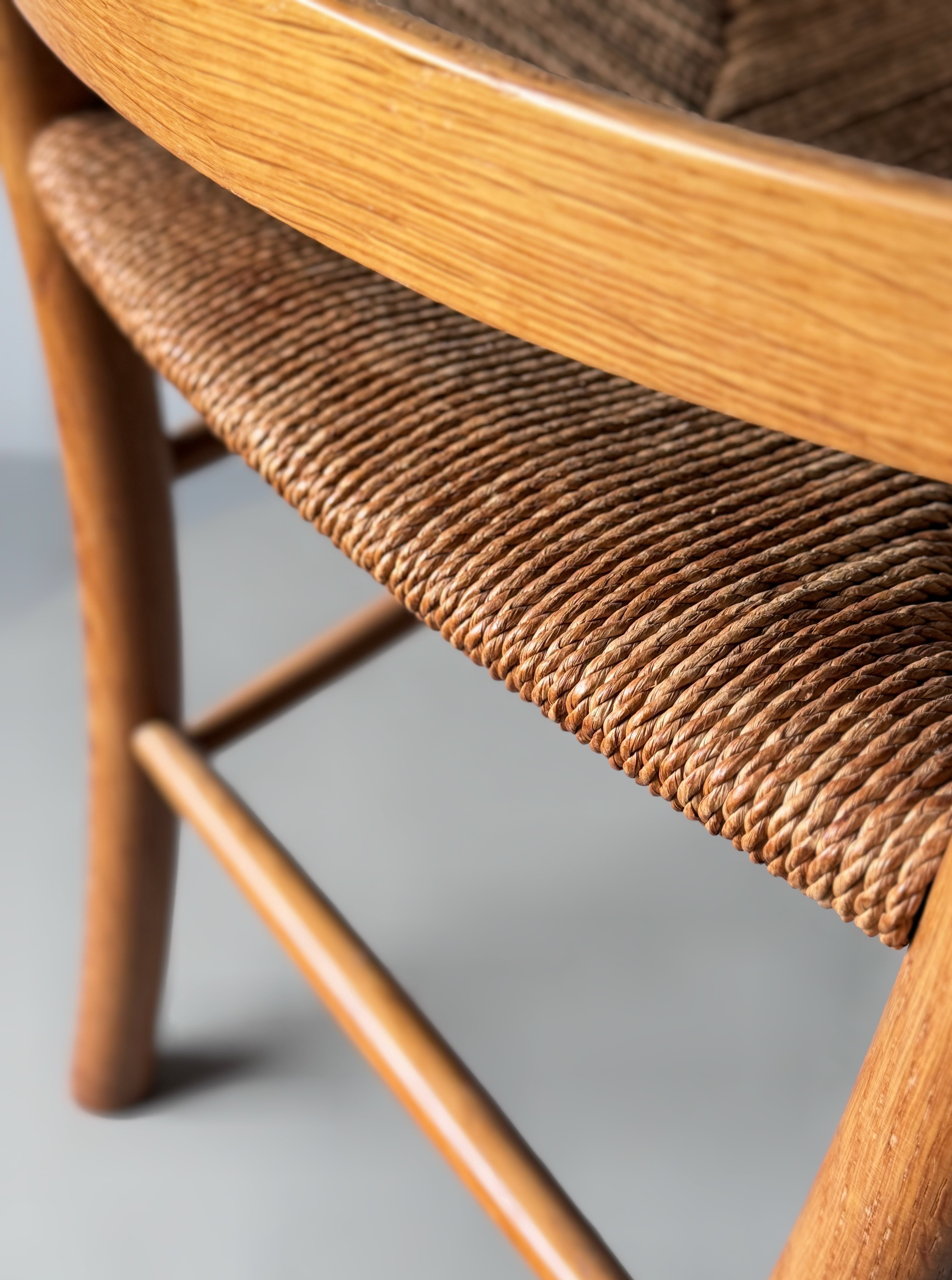 Church chair in oak by Kaare Klint