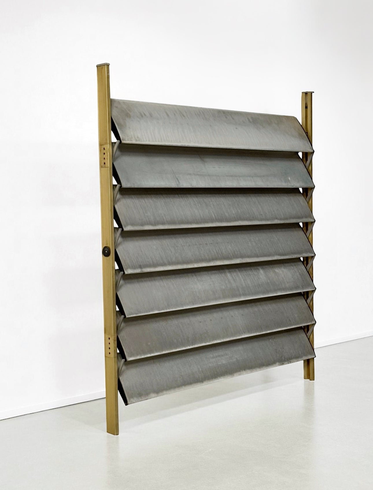Aluminium Sun Shutter by Jean Prouvé, France 1960s　　