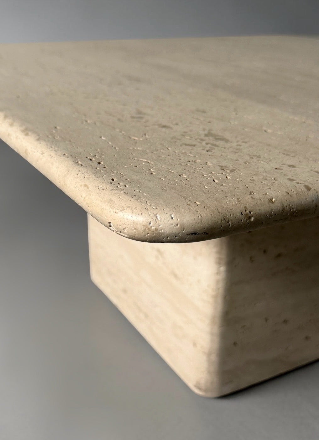 Travertine Coffee Table, Italy 1970s　