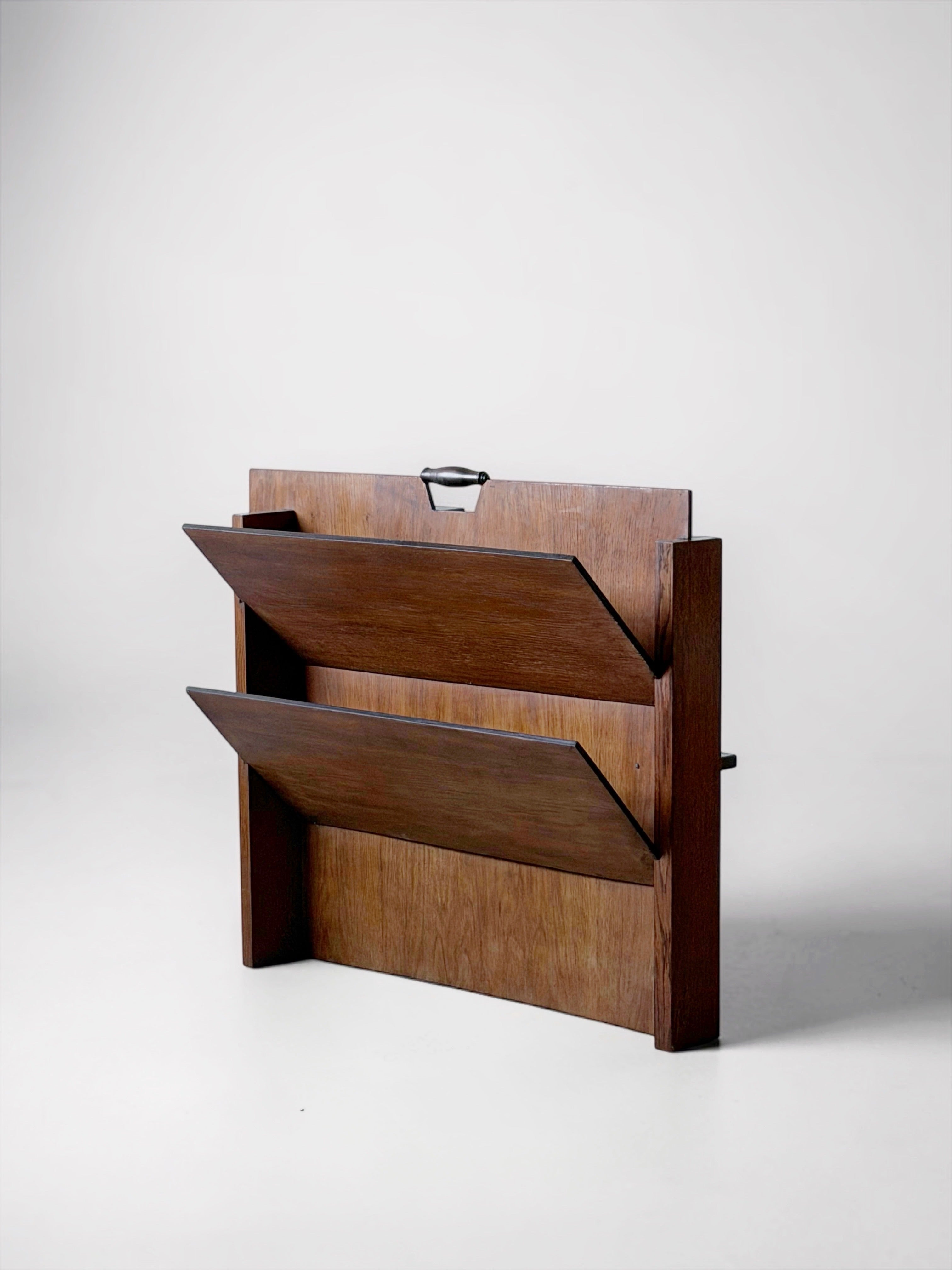 Art Deco Modernist Magazine Rack in Oak by Frits Spanjaard for L.O.V. Oosterbeek, 1920s