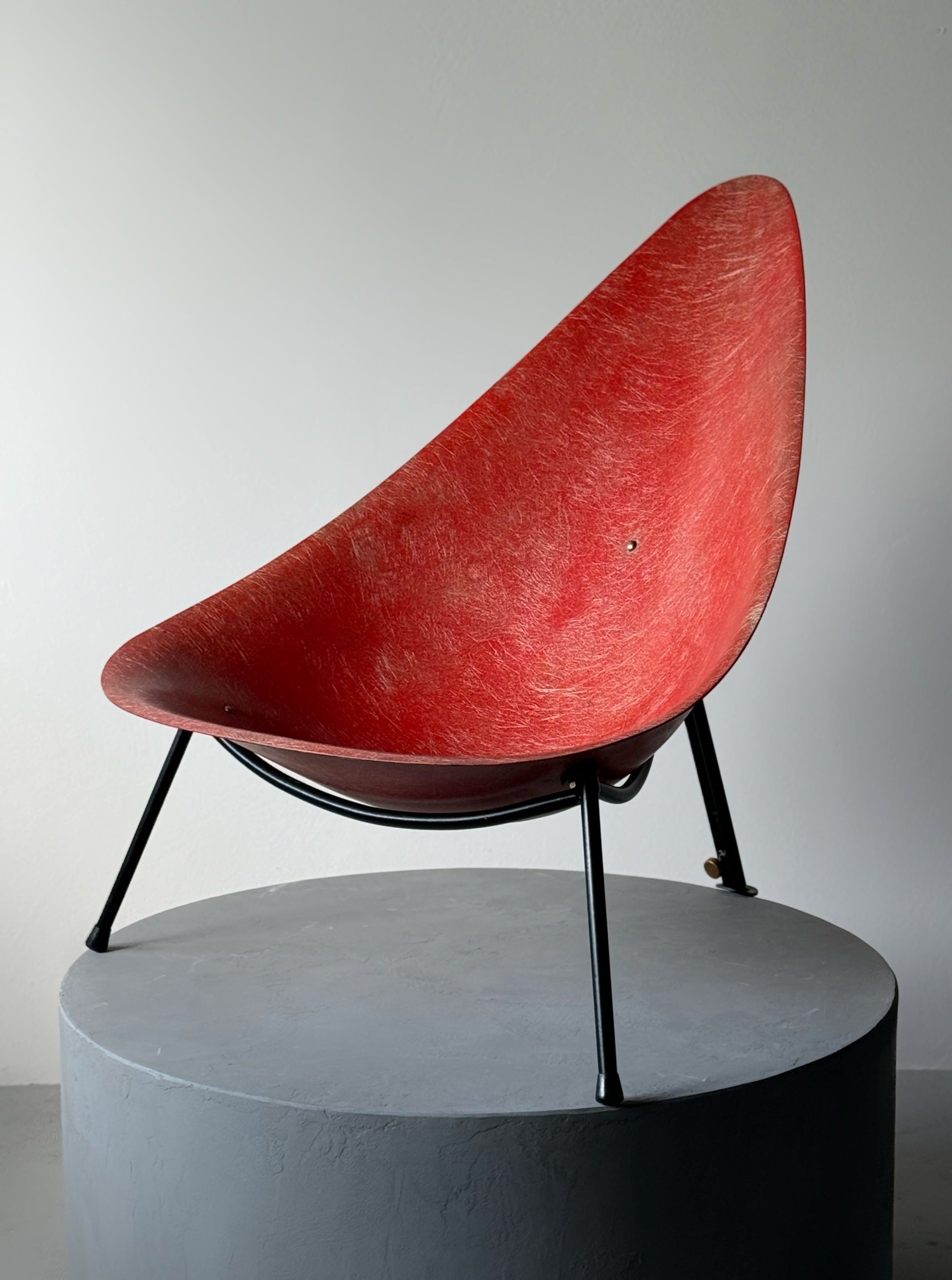 Early French Fiberglass Lounge Chair in red for Ed Merat 1956