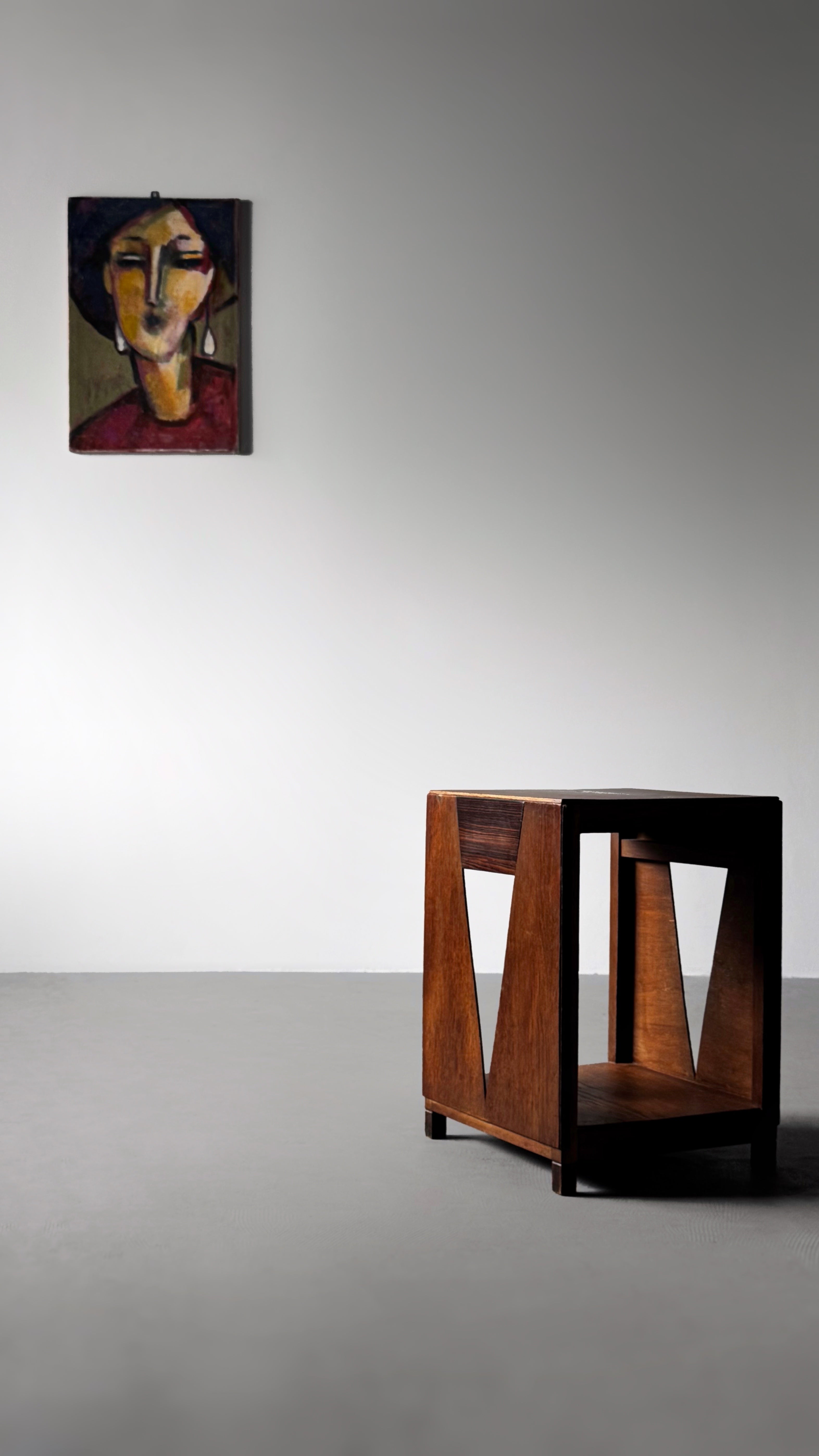 Dutch Art Deco modernist side table 1930s　　　