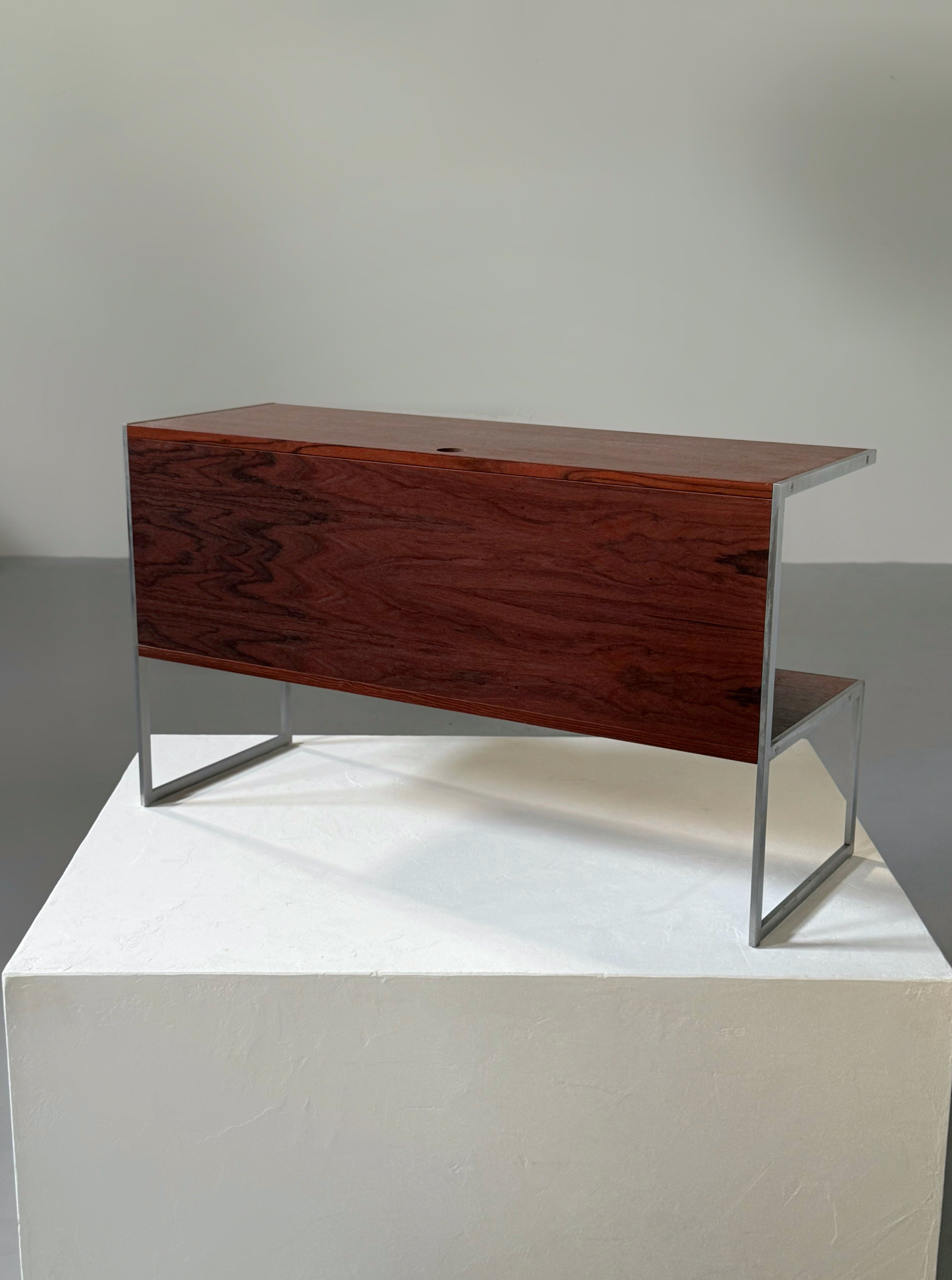 Stereo rack in rosewood by Bang&Olufsen