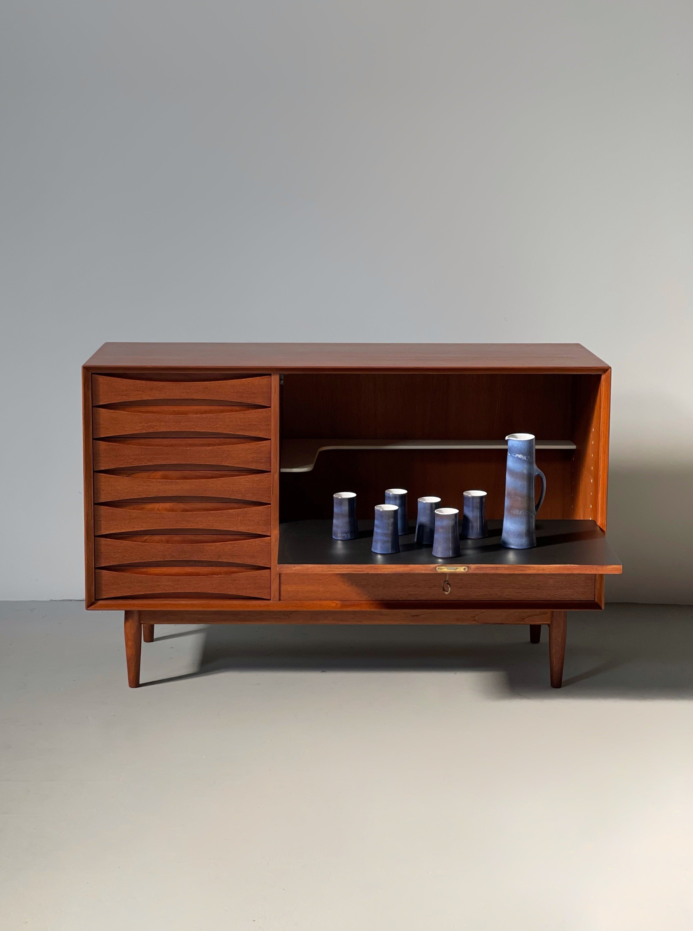 Arne Vodder Bar Credenza for Sibast Møbler