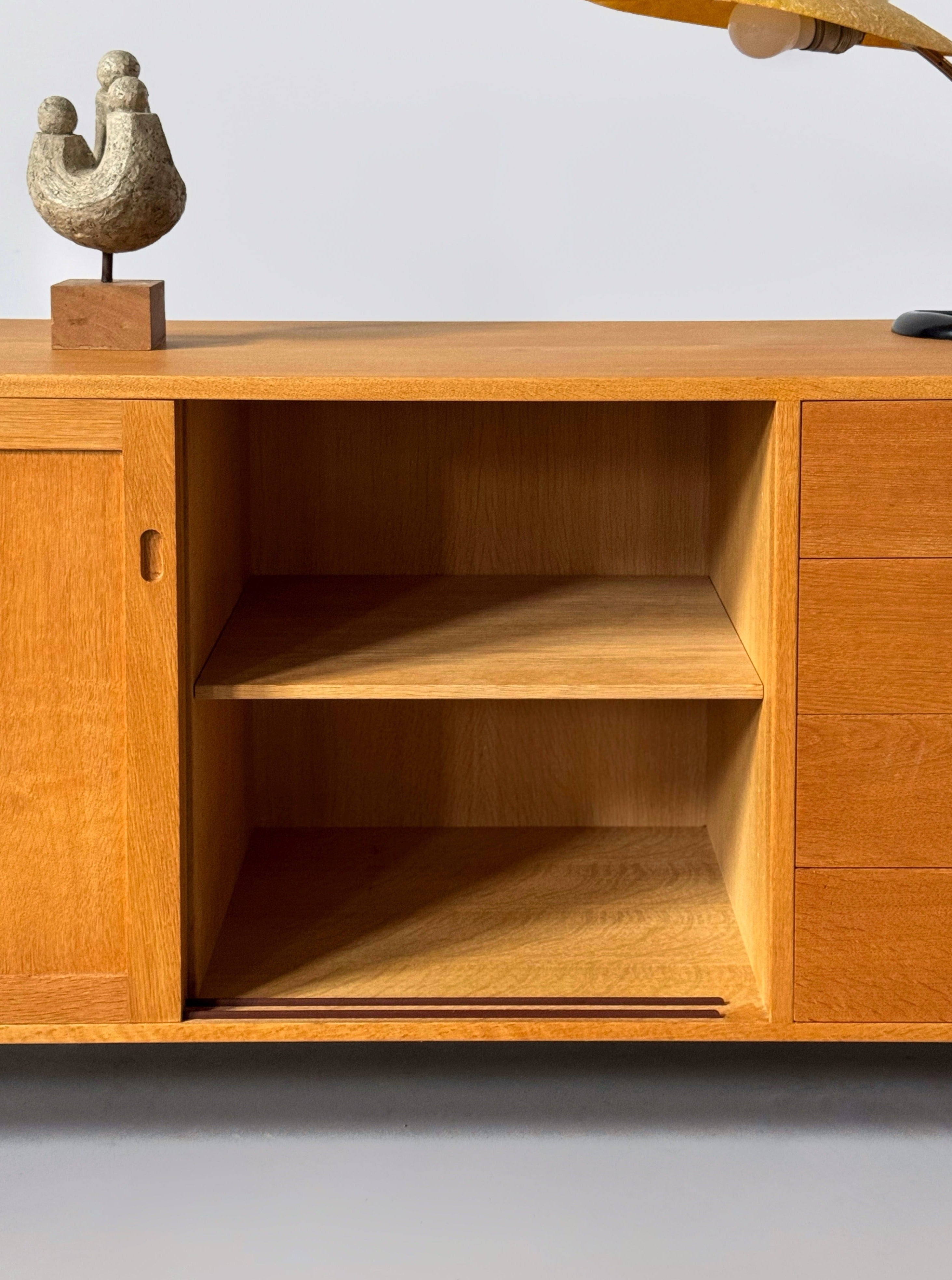 Sideboard in oak by Hans J. Wegner