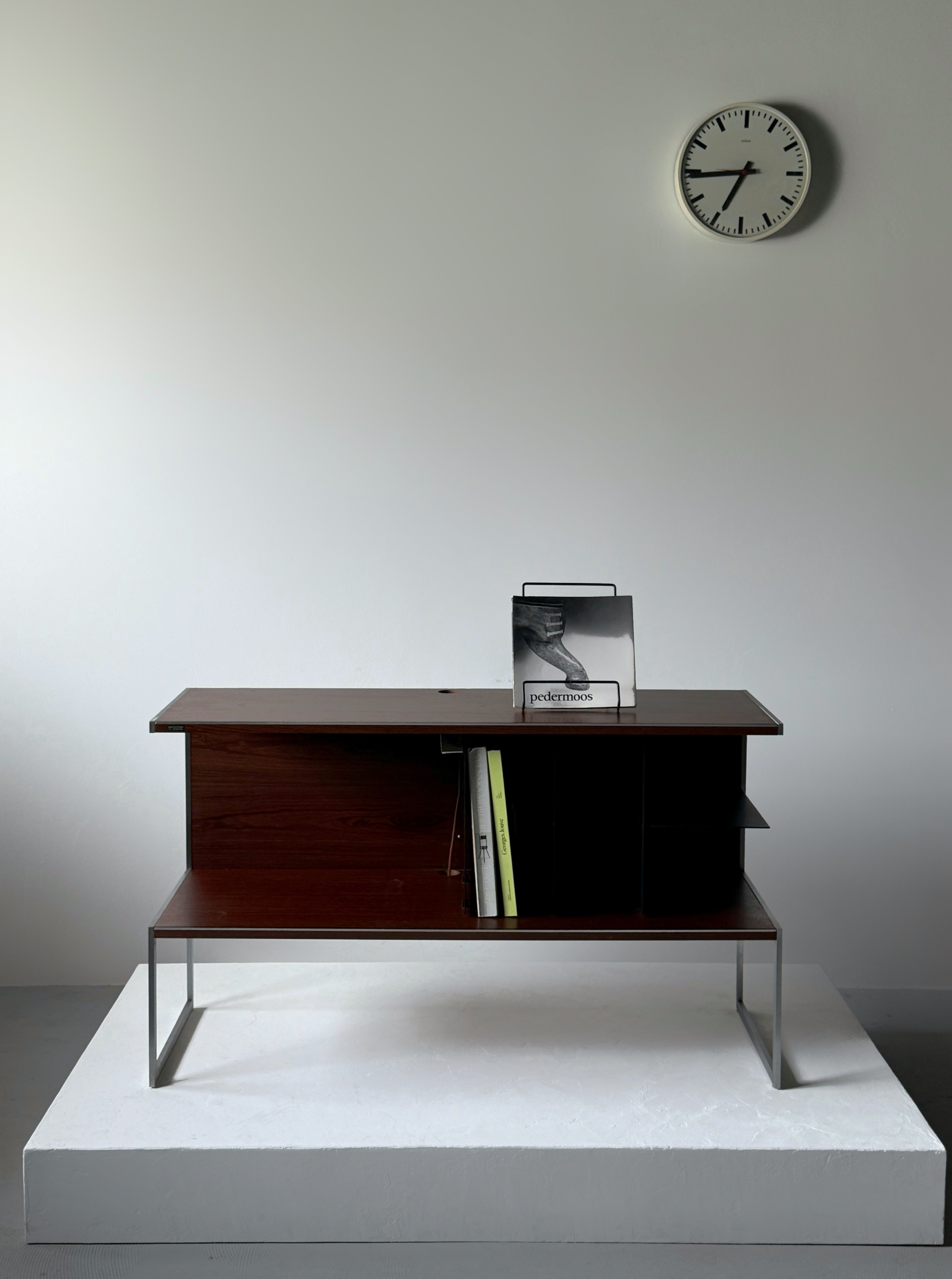 Stereo rack in rosewood by Bang&Olufsen