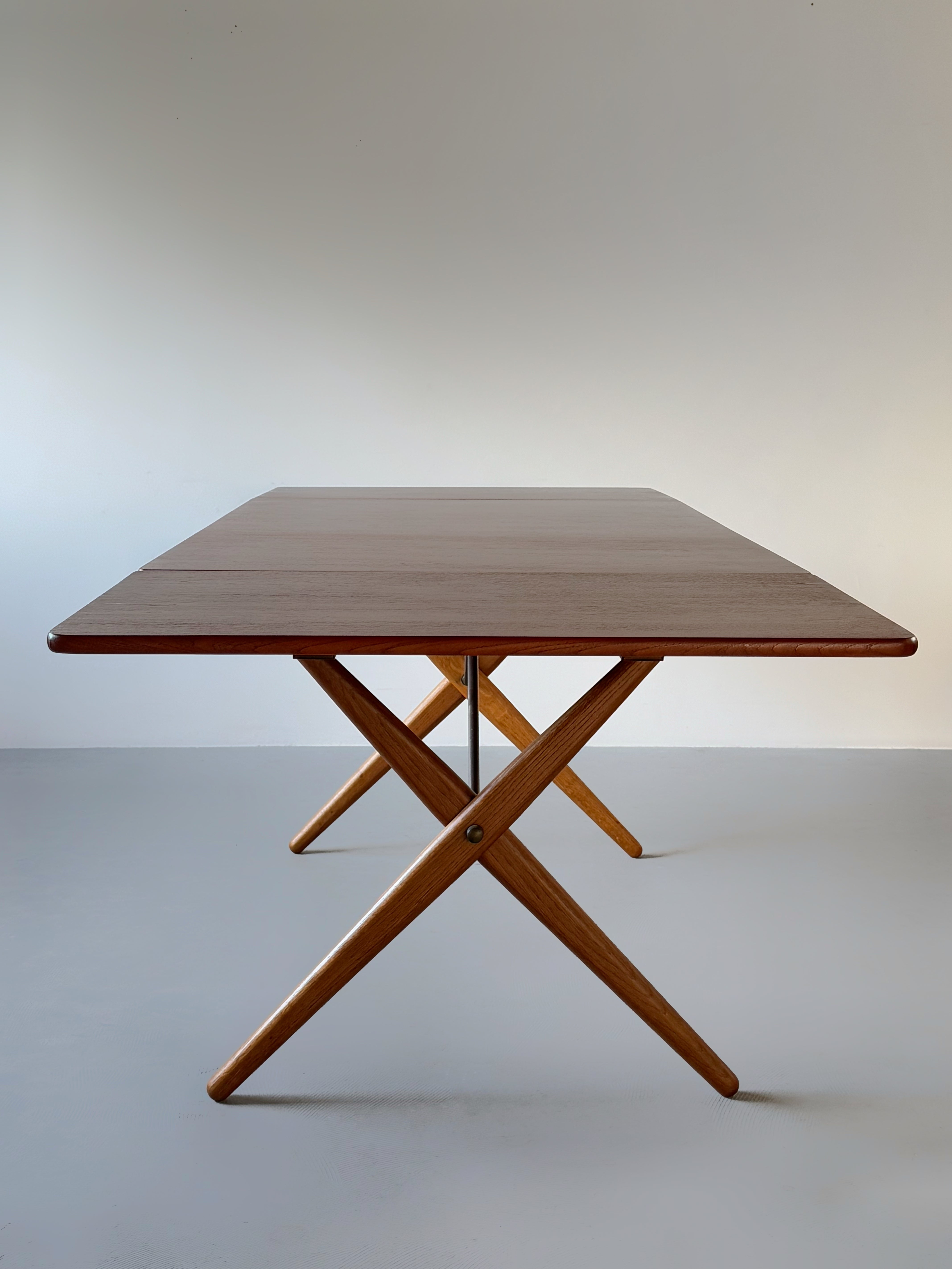 "AT-309" Drop-Leaf Dining Table by Hans Wegner for Andreas Tuck, Denmark 1950s