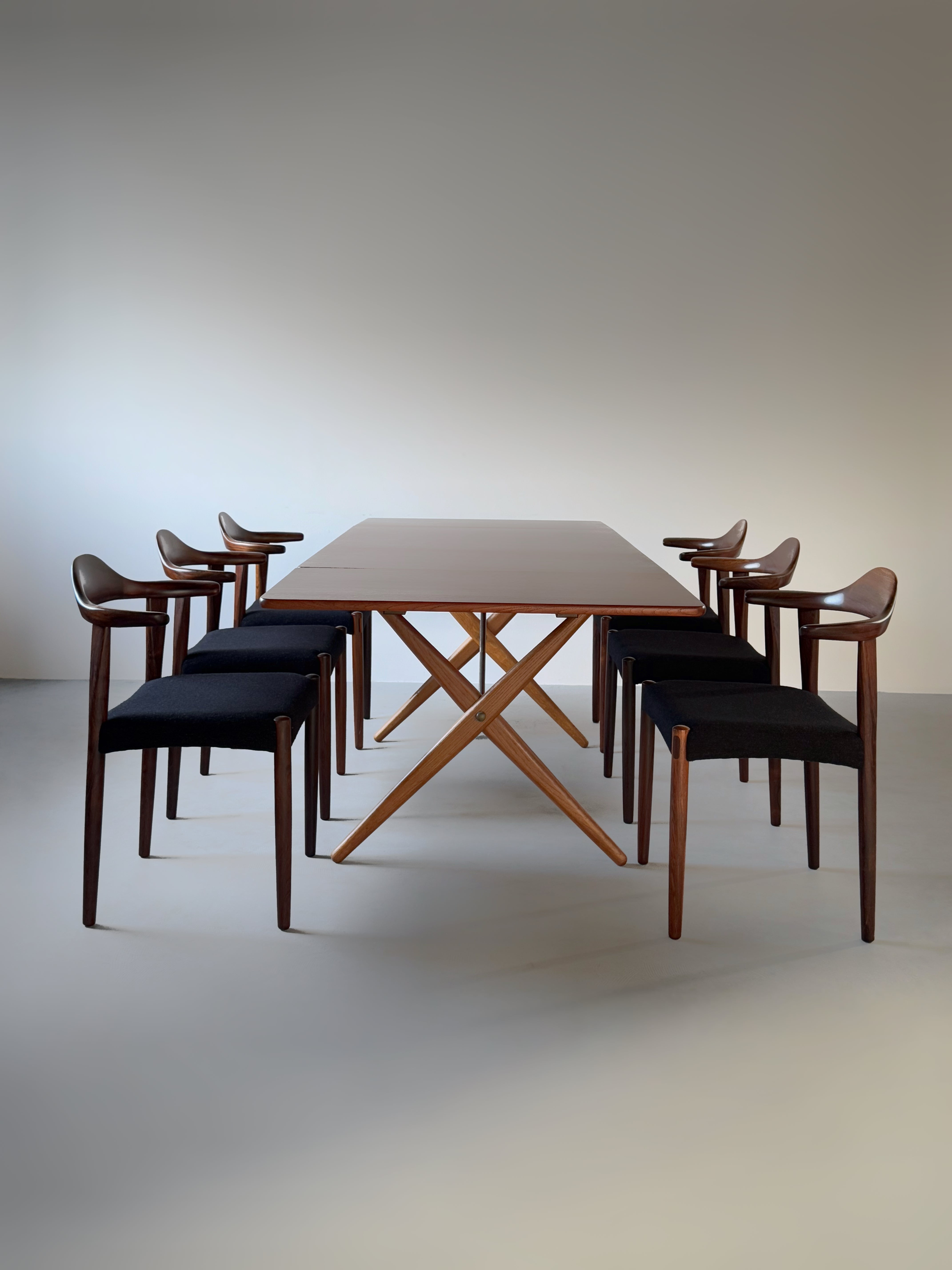 "AT-309" Drop-Leaf Dining Table by Hans Wegner for Andreas Tuck, Denmark 1950s