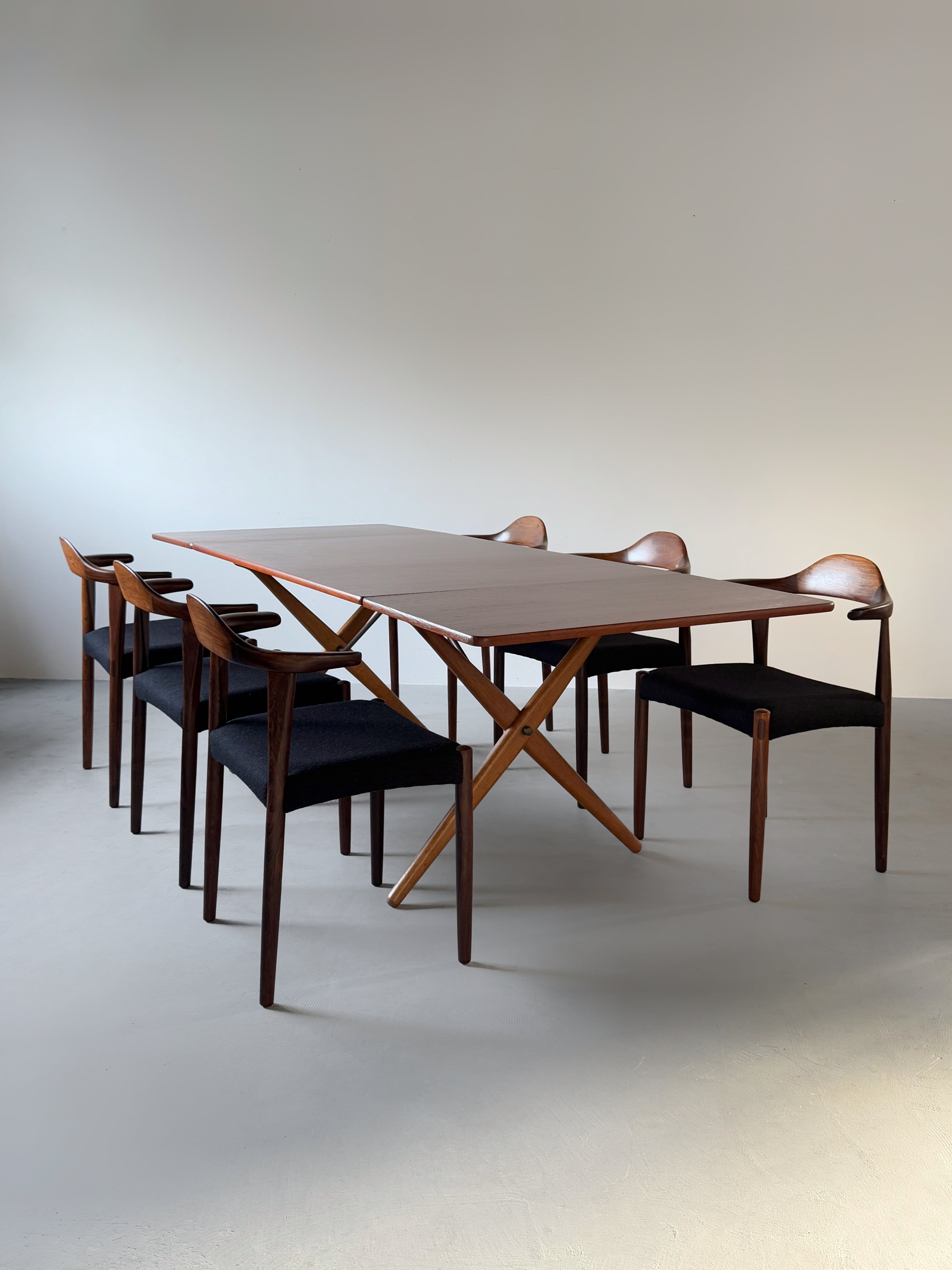 "AT-309" Drop-Leaf Dining Table by Hans Wegner for Andreas Tuck, Denmark 1950s