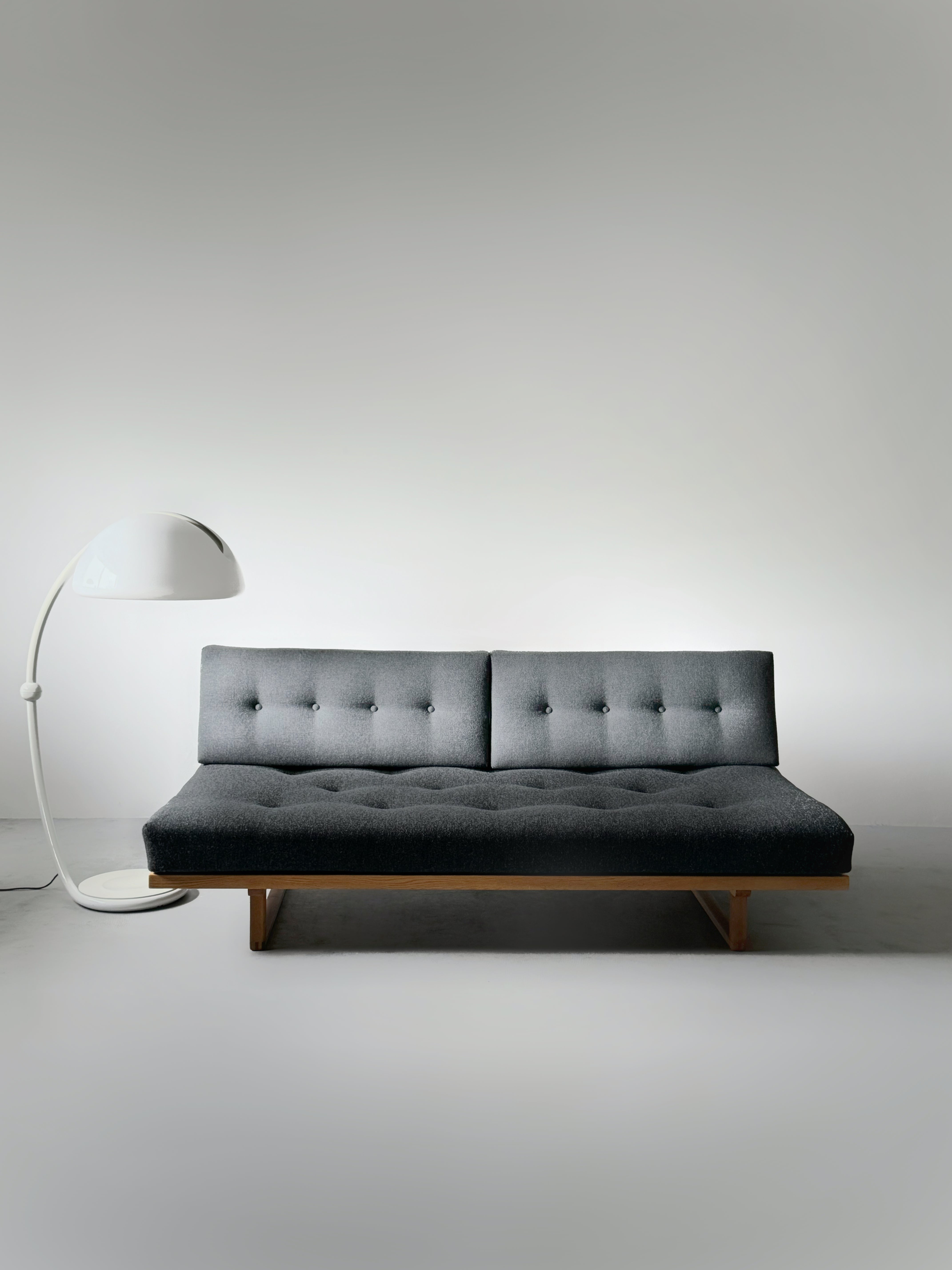 Model 4312 Daybed by Børge Mogensen for Fredericia Stolefabrik