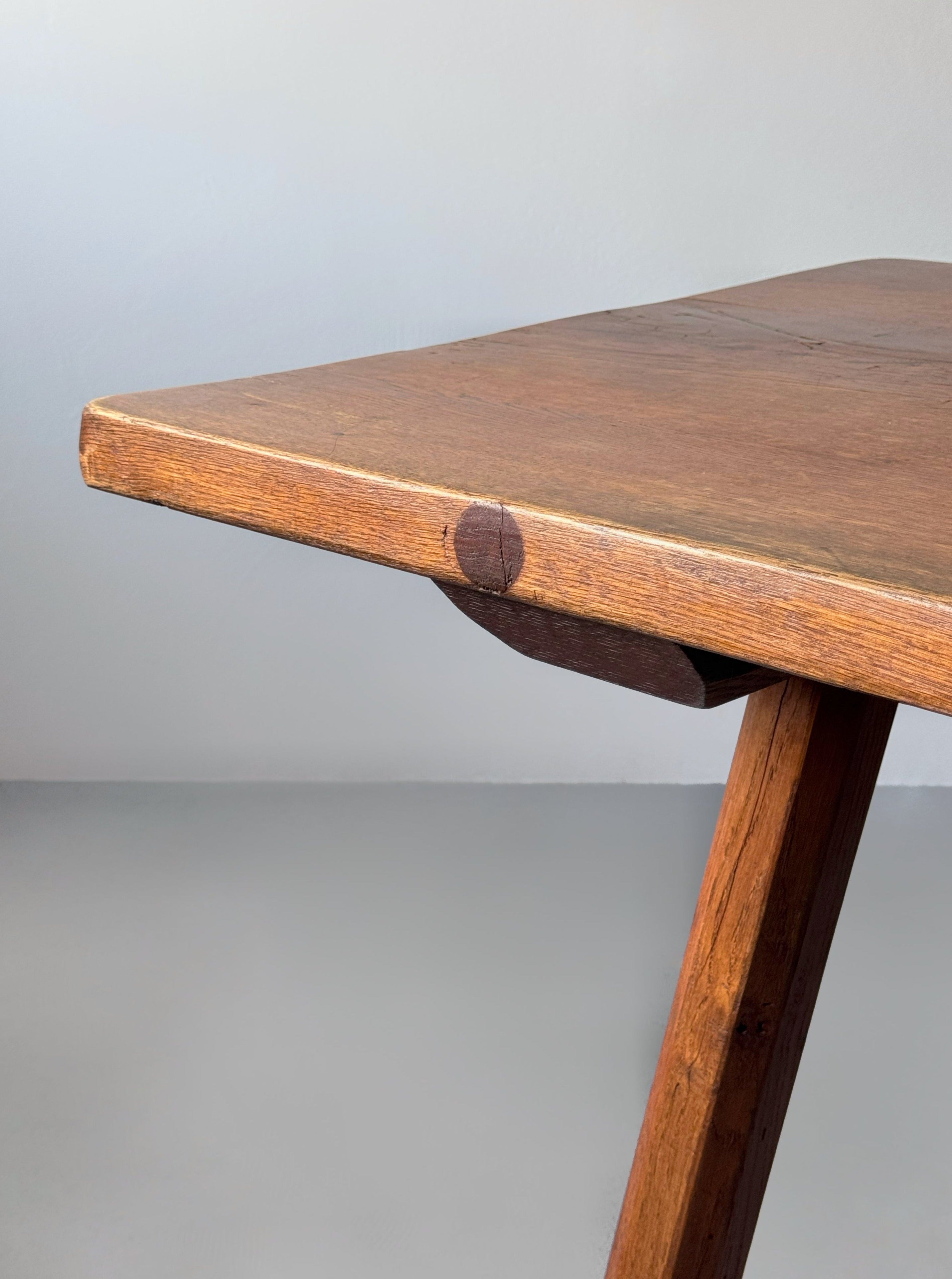 Mid-Century Modern oak Wood Dining Table, France ca 1950s