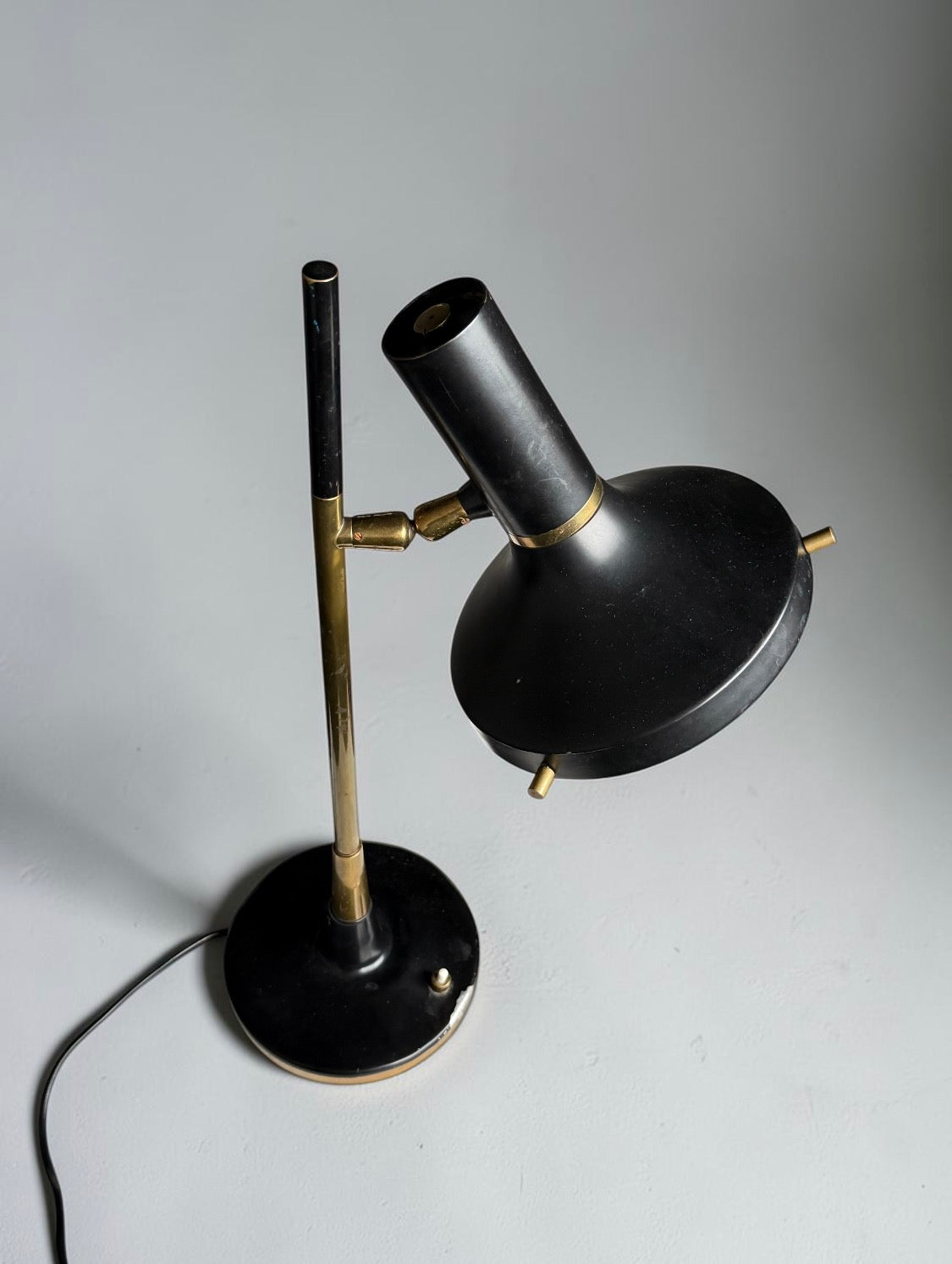 Mod.553 Table Lamp by Oscar Torlasco for Lumi, Italy 1950s
