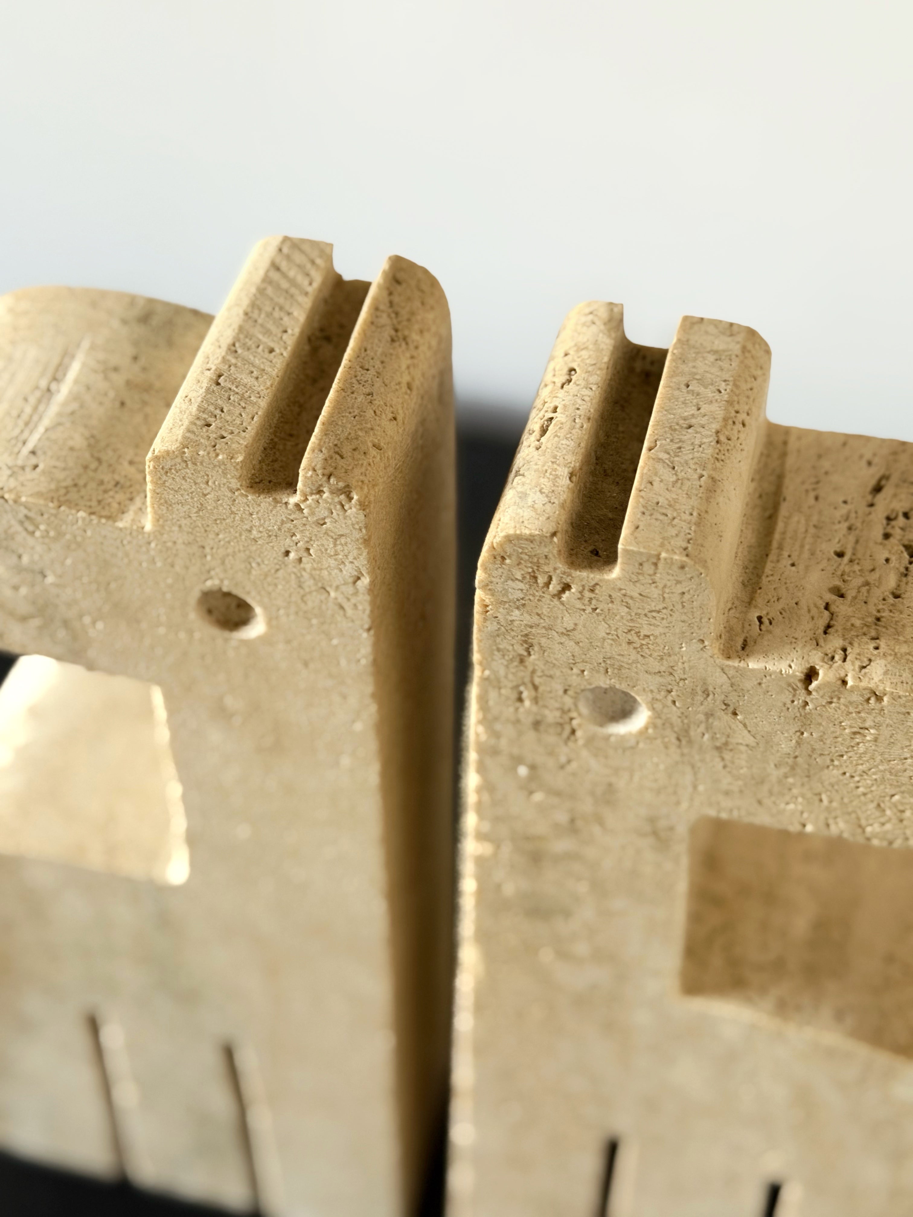 Travertine Giraffe Bookends by Enzo Mari for Mannelli Fratelli 1970s