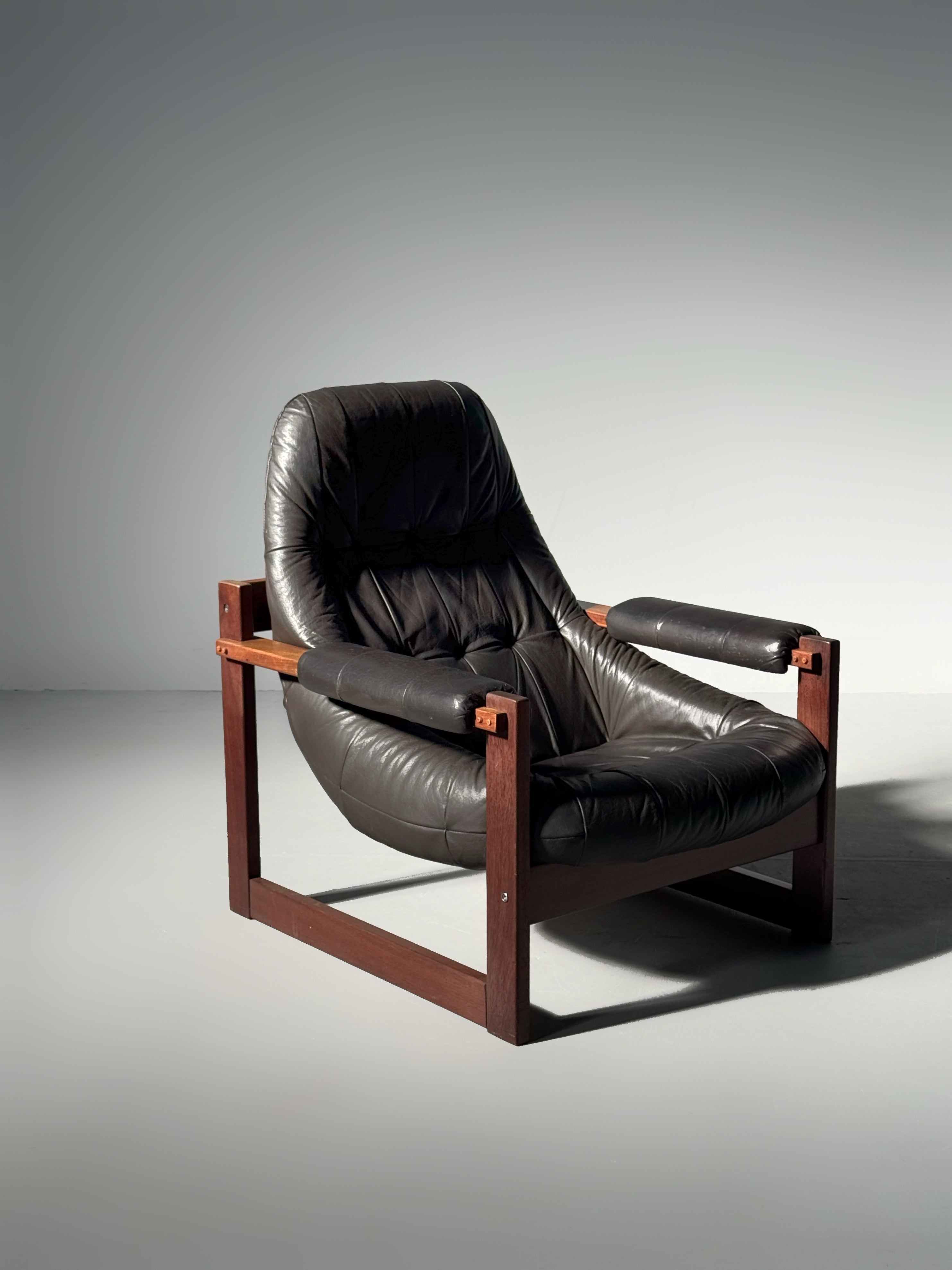 MP-163 Lounge Chair by Percival Lafer, Brazil 1970s　