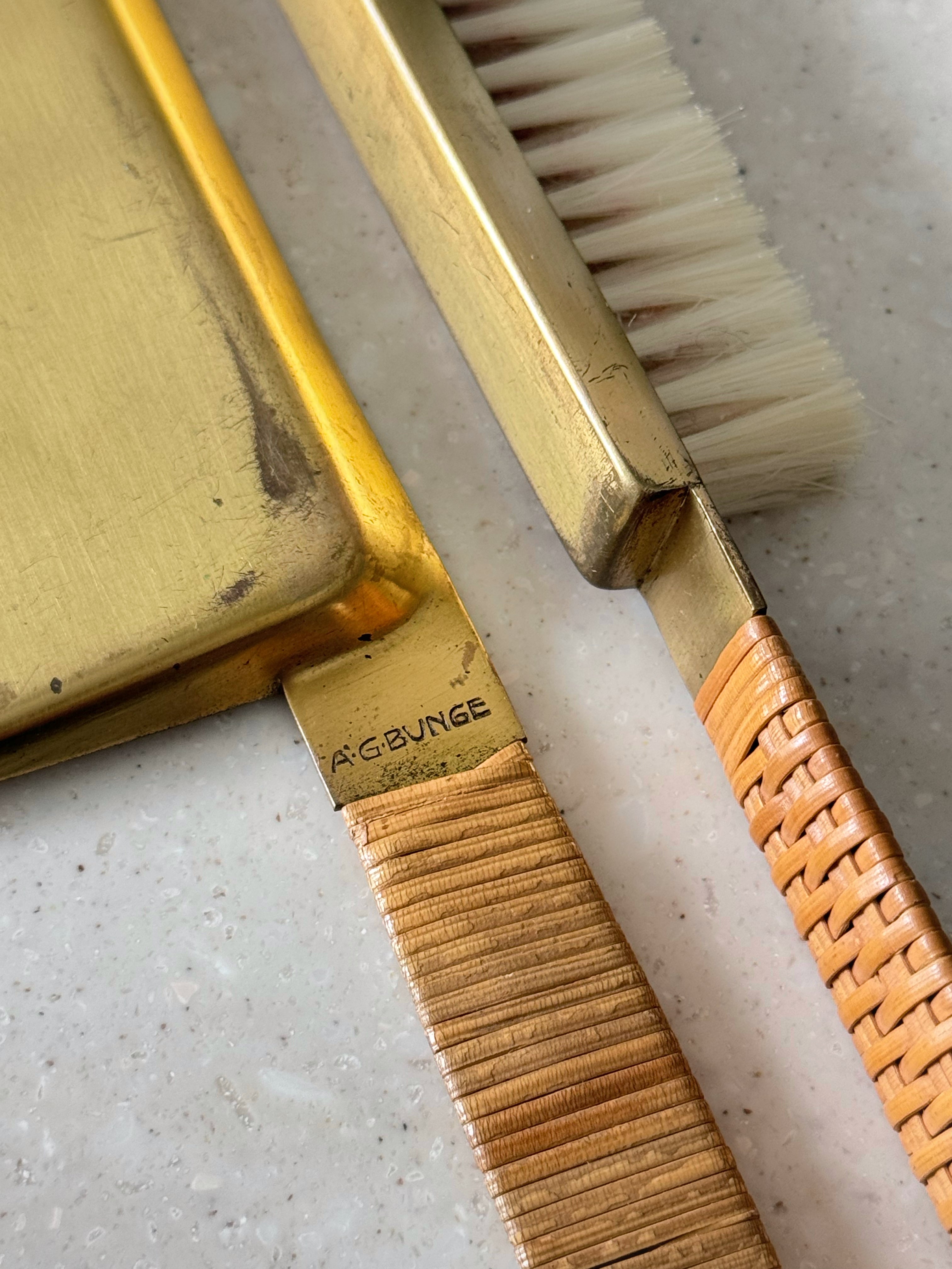 A. G. Bunge mid-Century Modern Dustpan and Brush