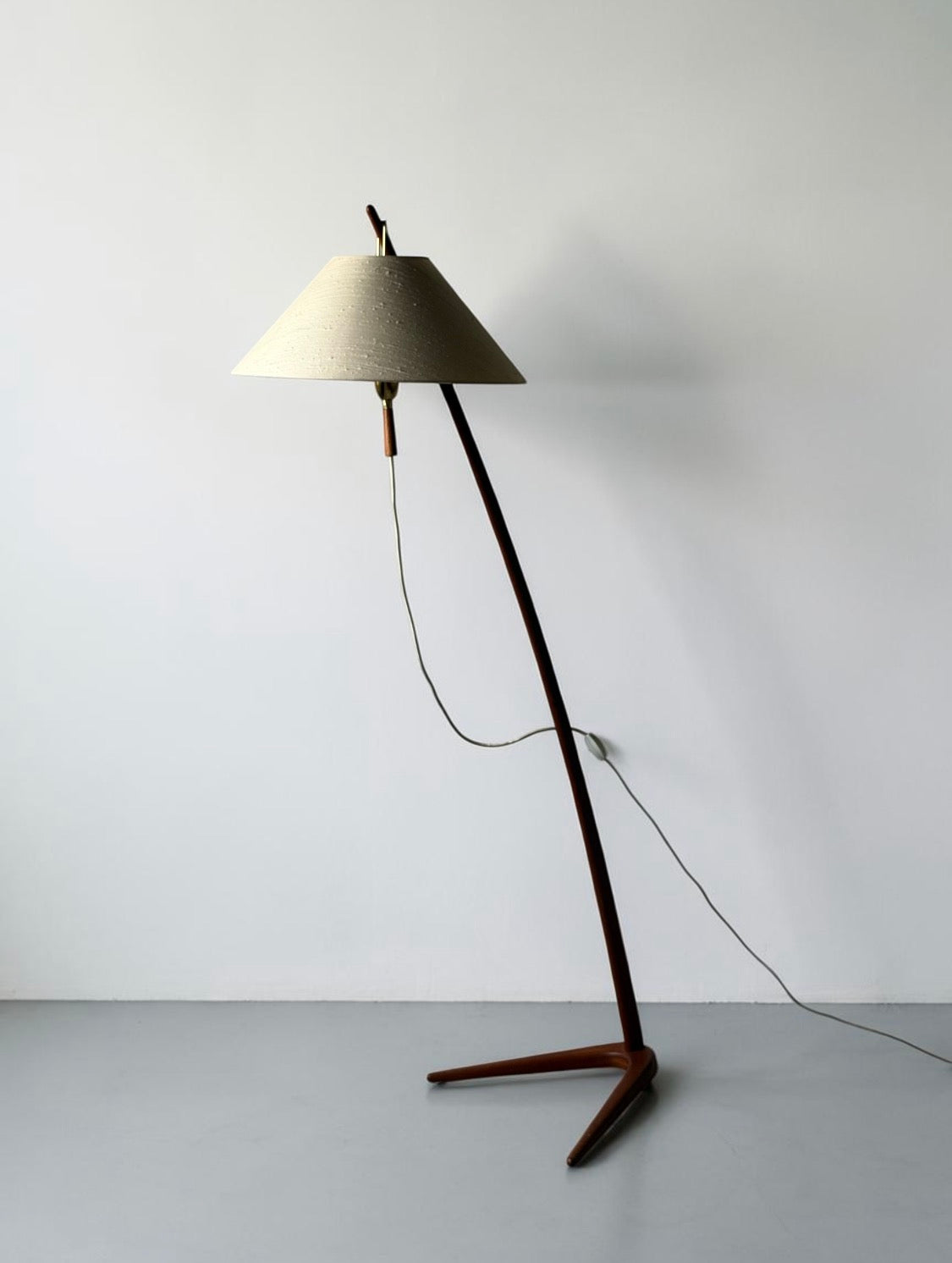 Dornstab Floor Lamp by A. Pöll for Kalmar, Austria 1920 to 1949　