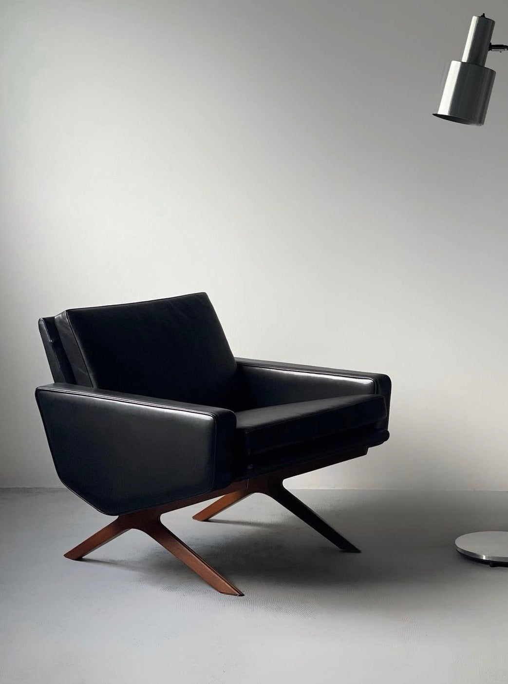 Silverline chair by Peter Hvidt & Orla Molgaard-Nielsen