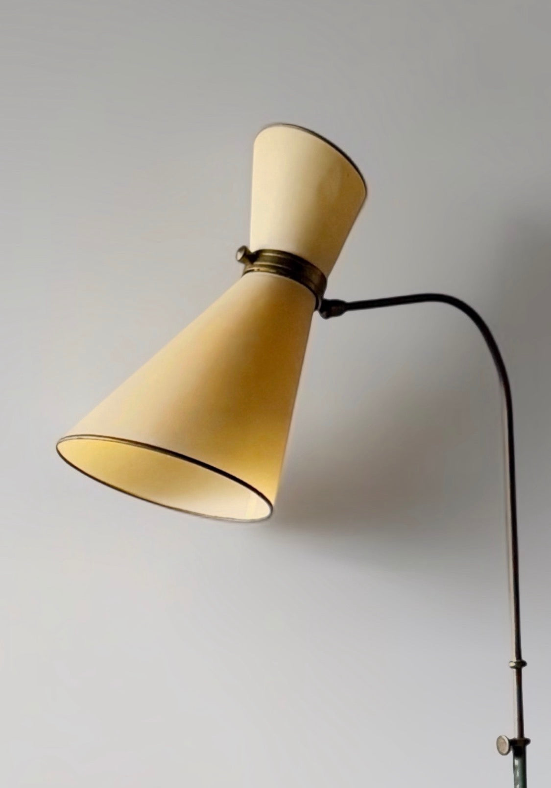 Maison Lunel Dual Conical Shade Floor Lamp　