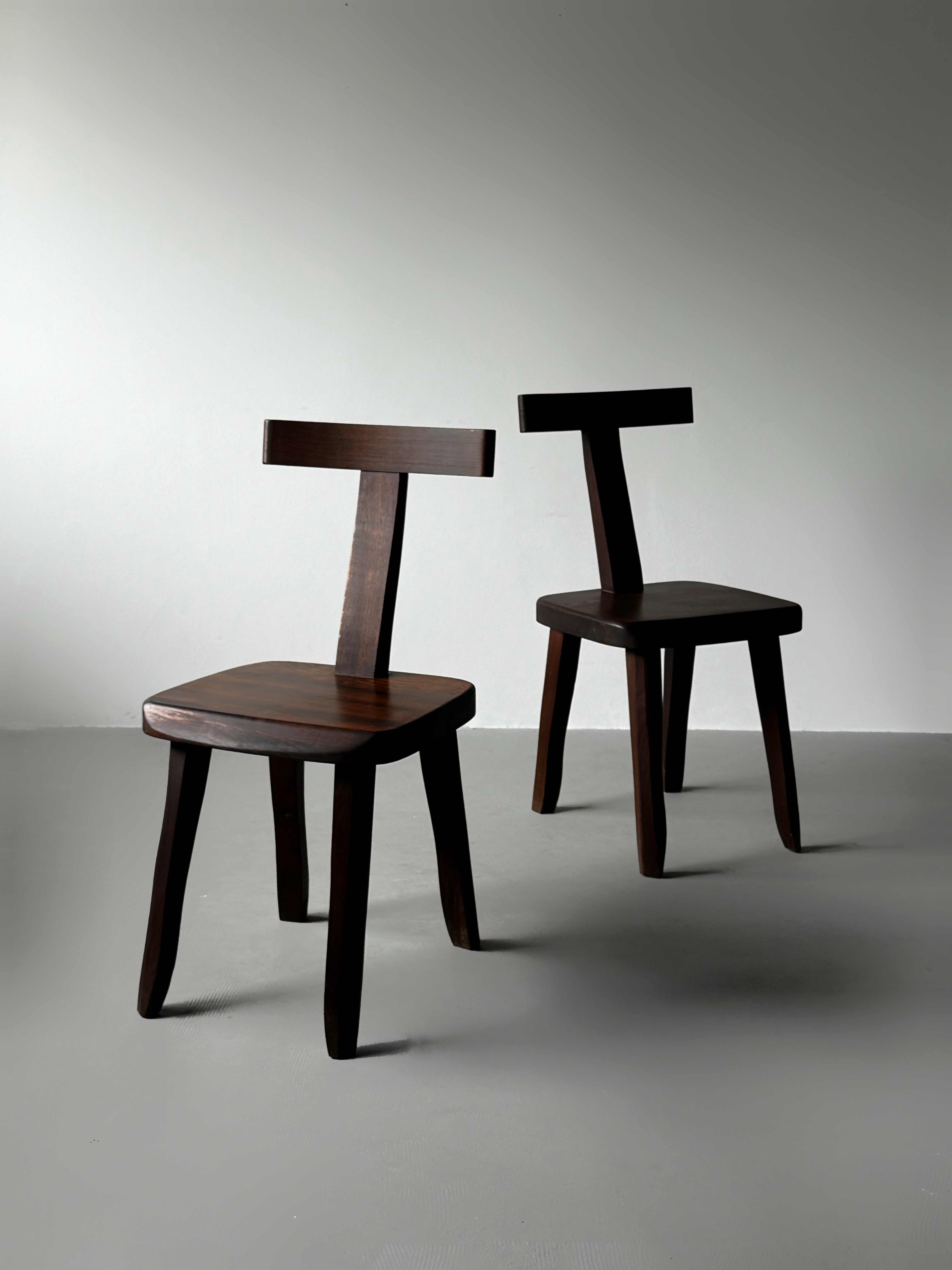 Sculptural Side Chairs in stained Elm, France 1960s　