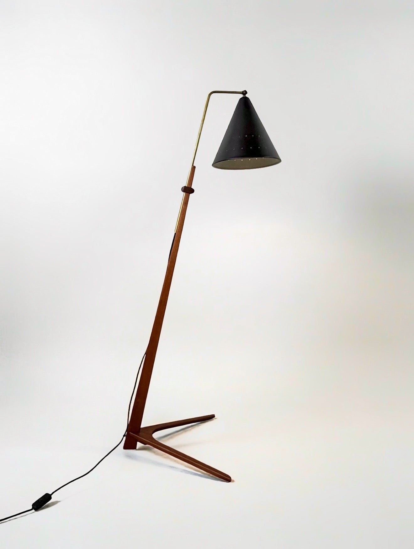 Boomerang floor lamp by Nigel Walters for Hagoort, Netherlands 1958