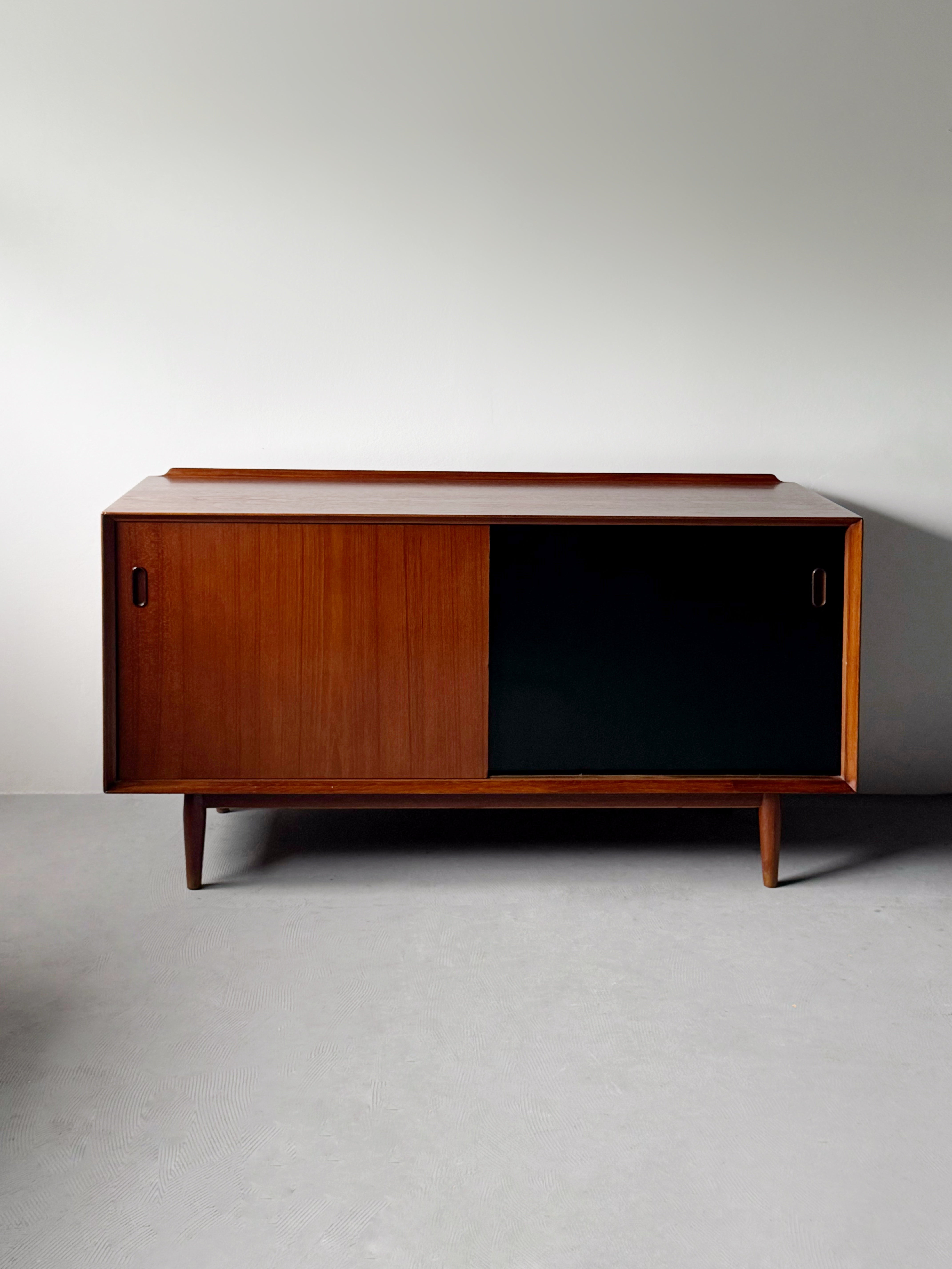 Sideboard OS11 in Teak with Reversible Doors by Arne Vodder for Sibast, Denmark 1950s