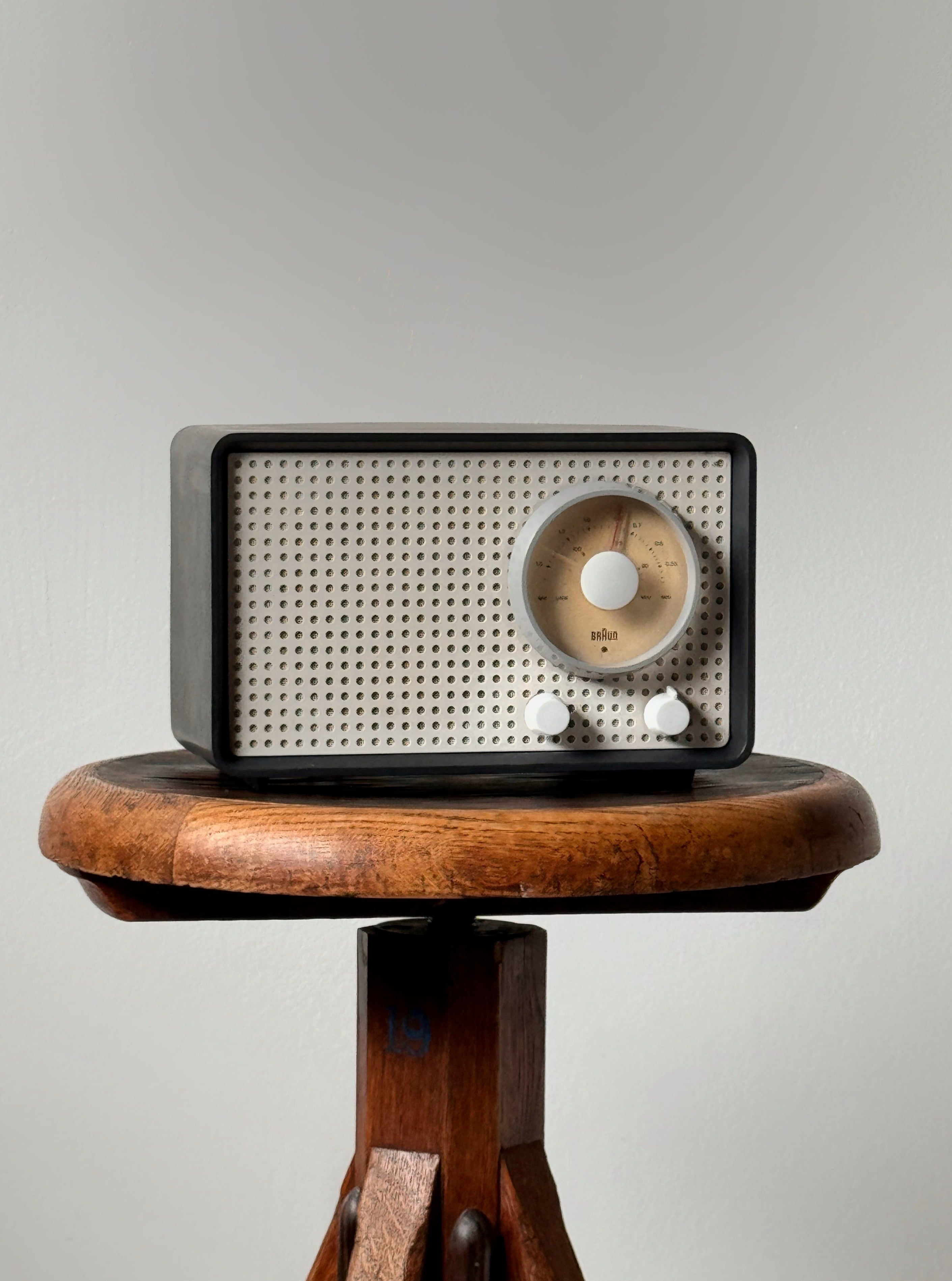 The 1961 Braun SK 25 radio designed by Arthur Braun and Fritz Eichler