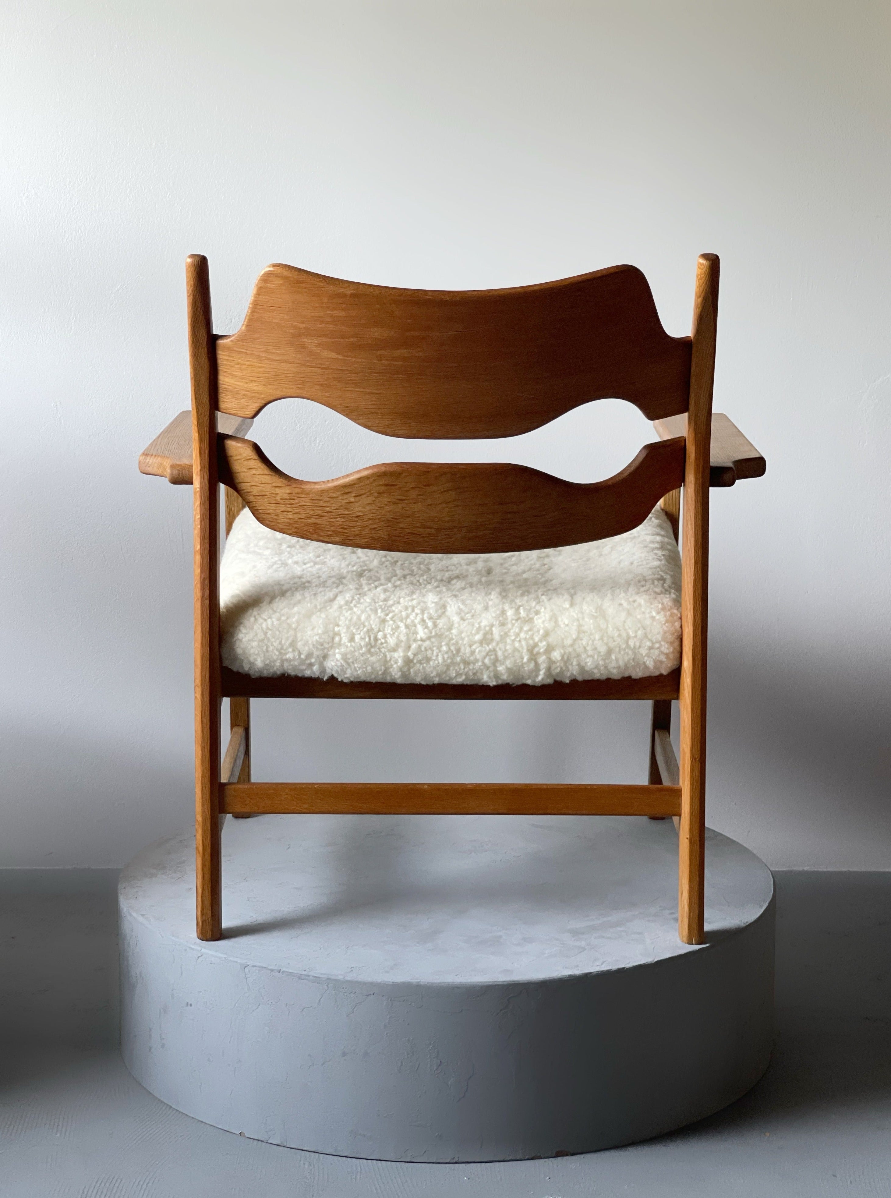 Razor Blade armchair in oak by Henry Kjærnulf