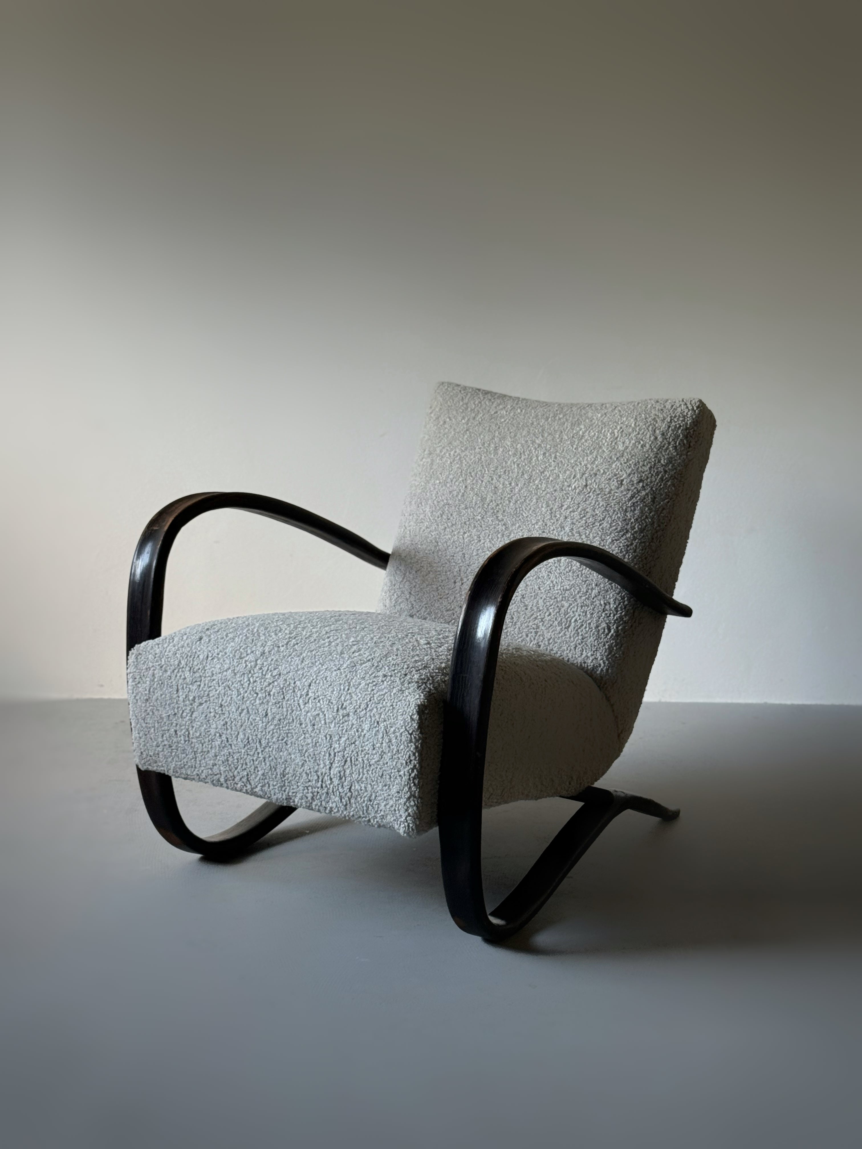 H269 lounge chair by Jindřich Halabala for Thonet, Czech Republic 1930s