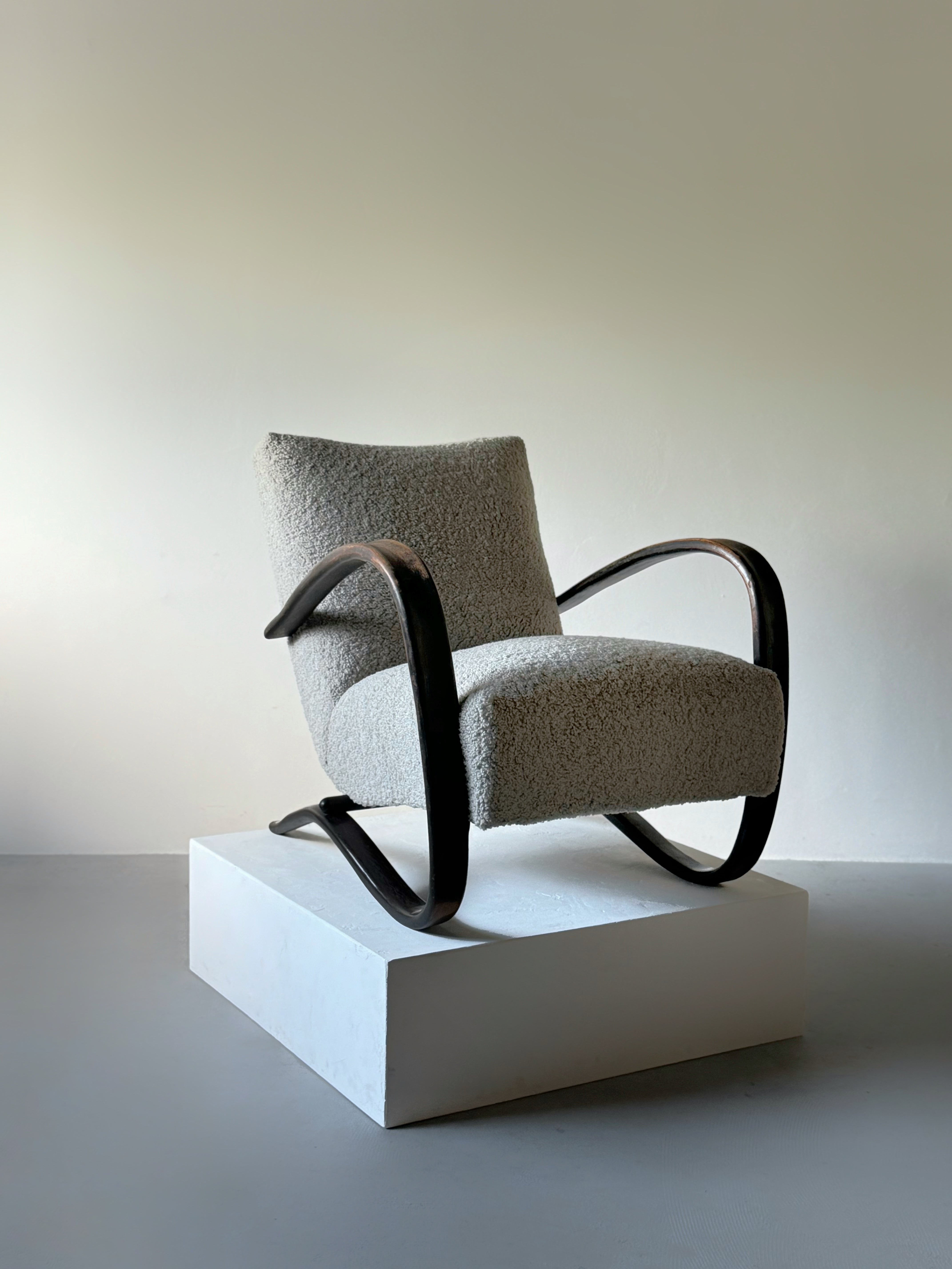 H269 lounge chair by Jindřich Halabala for Thonet, Czech Republic 1930s