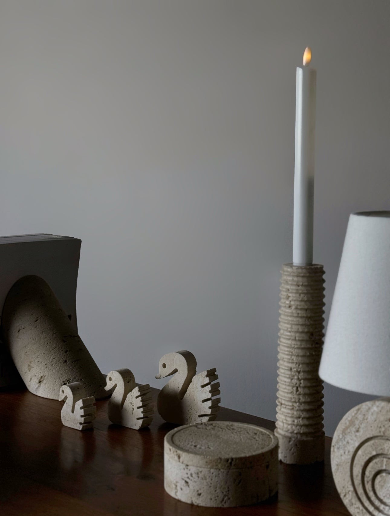 Travertine Ornaments with Three Swans by Enzo Mari for Mannelli Fratelli 1970s