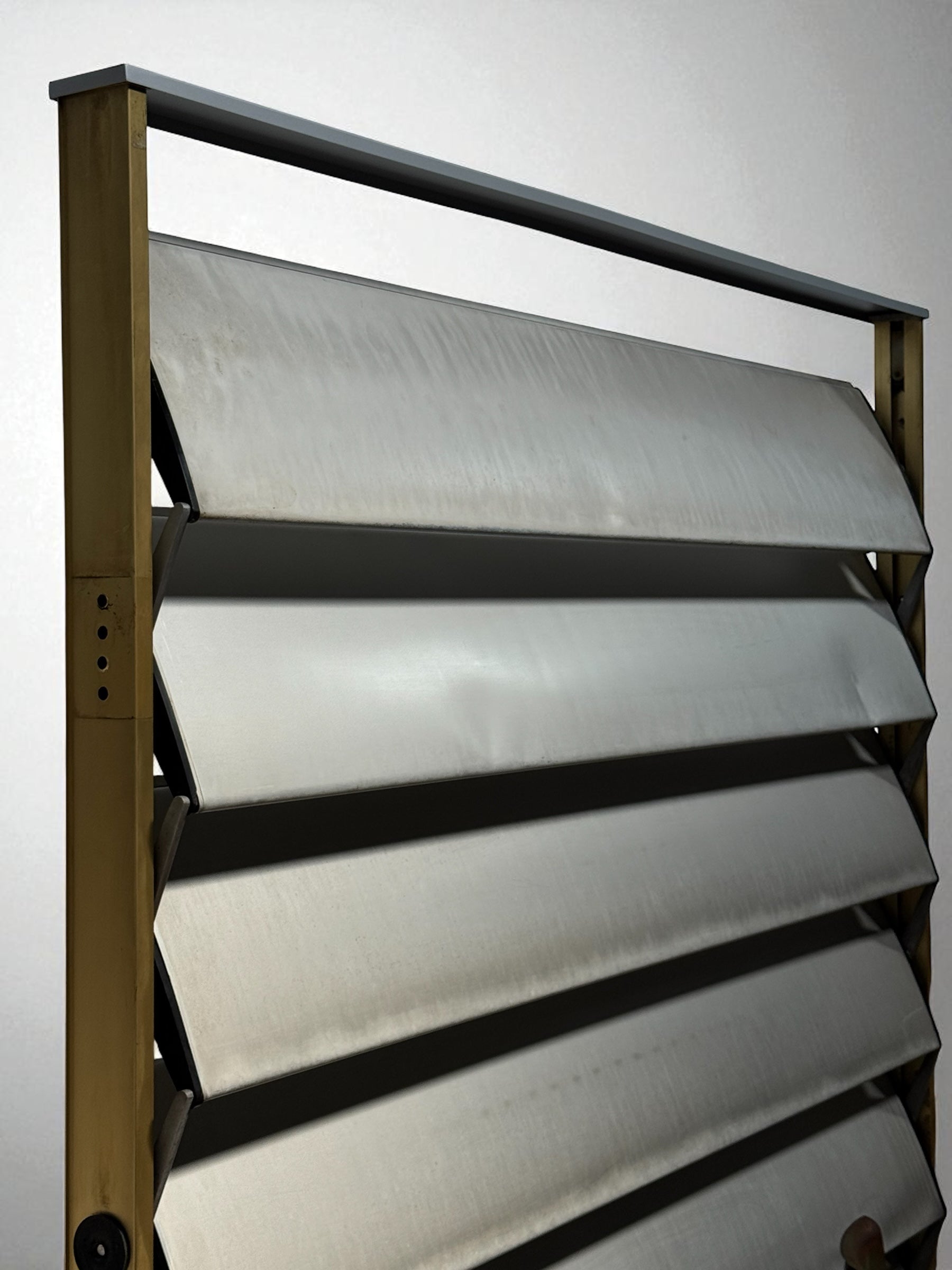 Aluminium Sun Shutter by Jean Prouvé, France 1960s　　