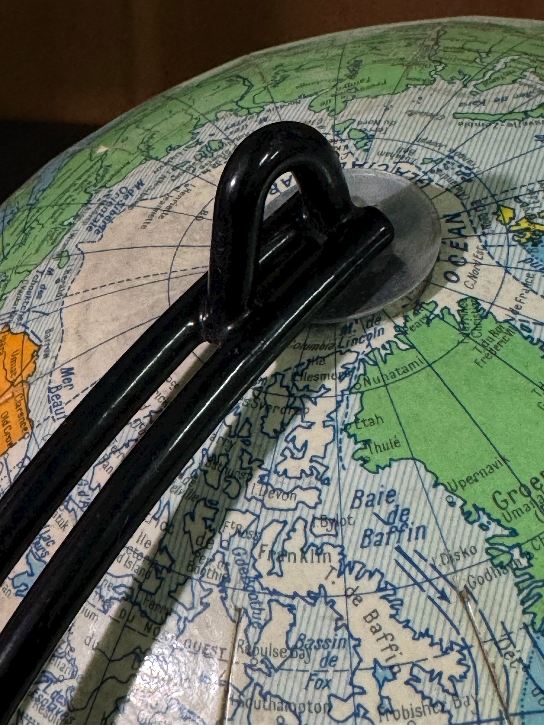 French metal globe tripod Taride 1950-1960