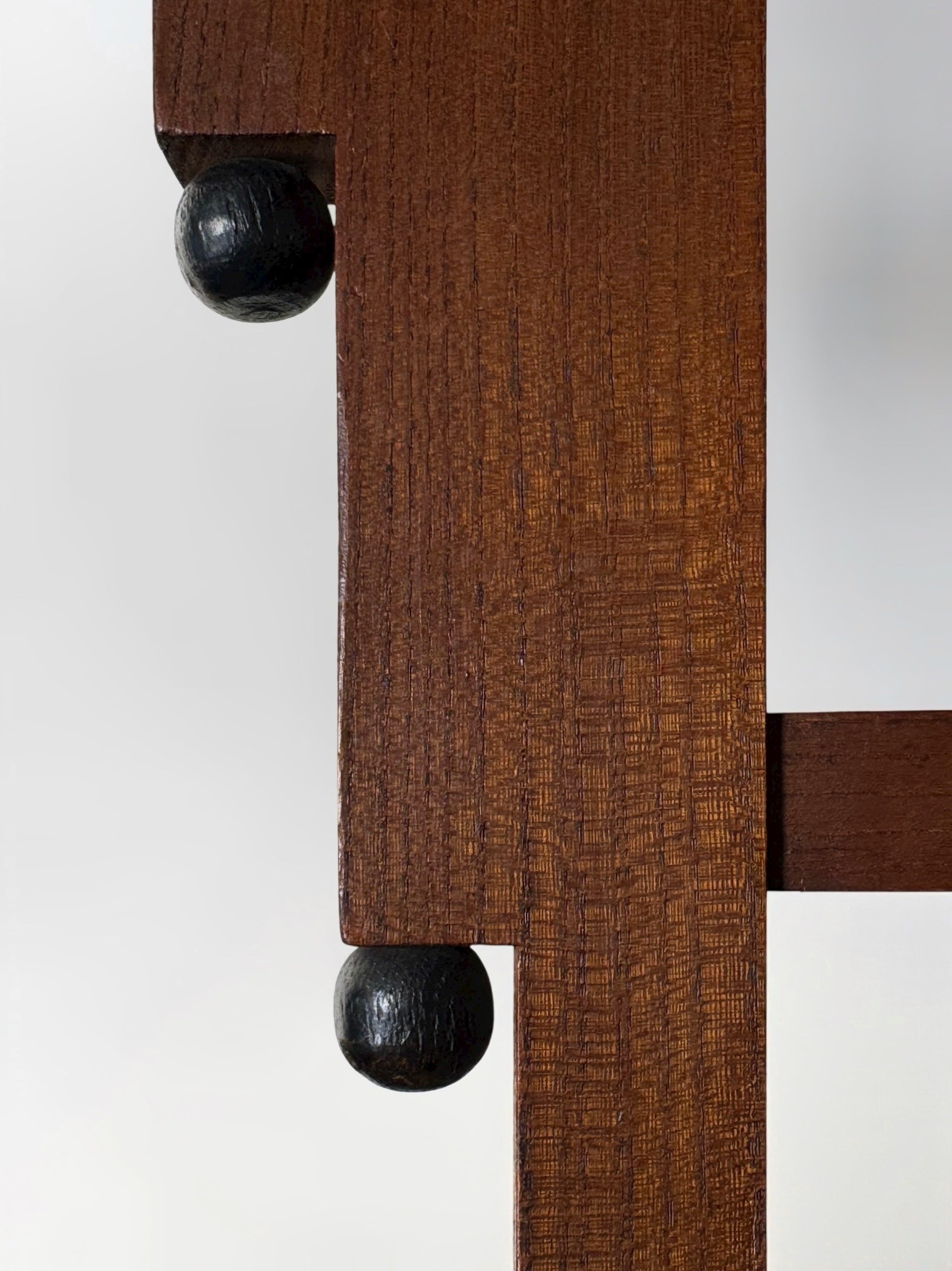 Dach Art Deco Side Table　