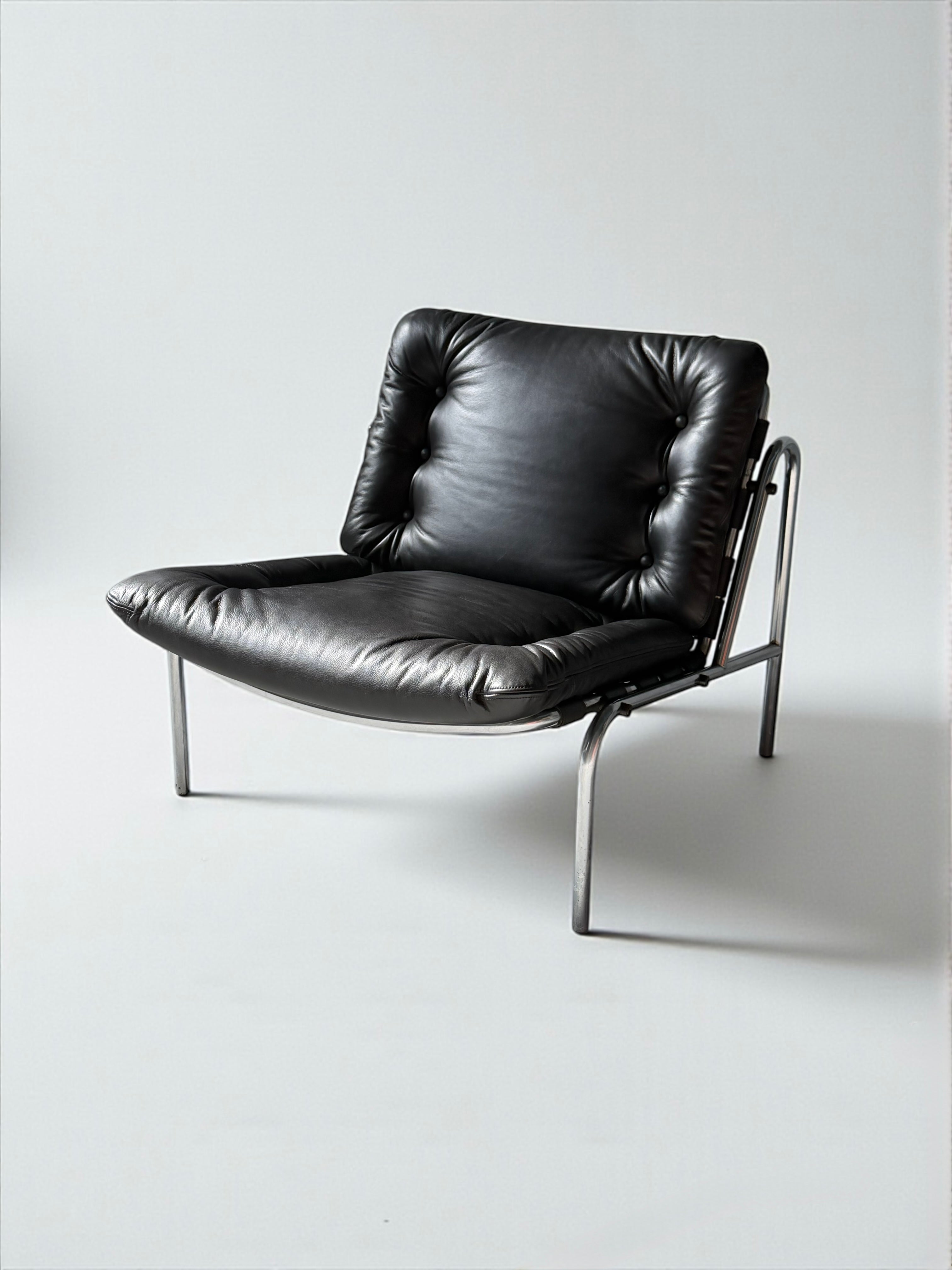Osaka lounge chair by Martin Visser for ’t Spectrum　