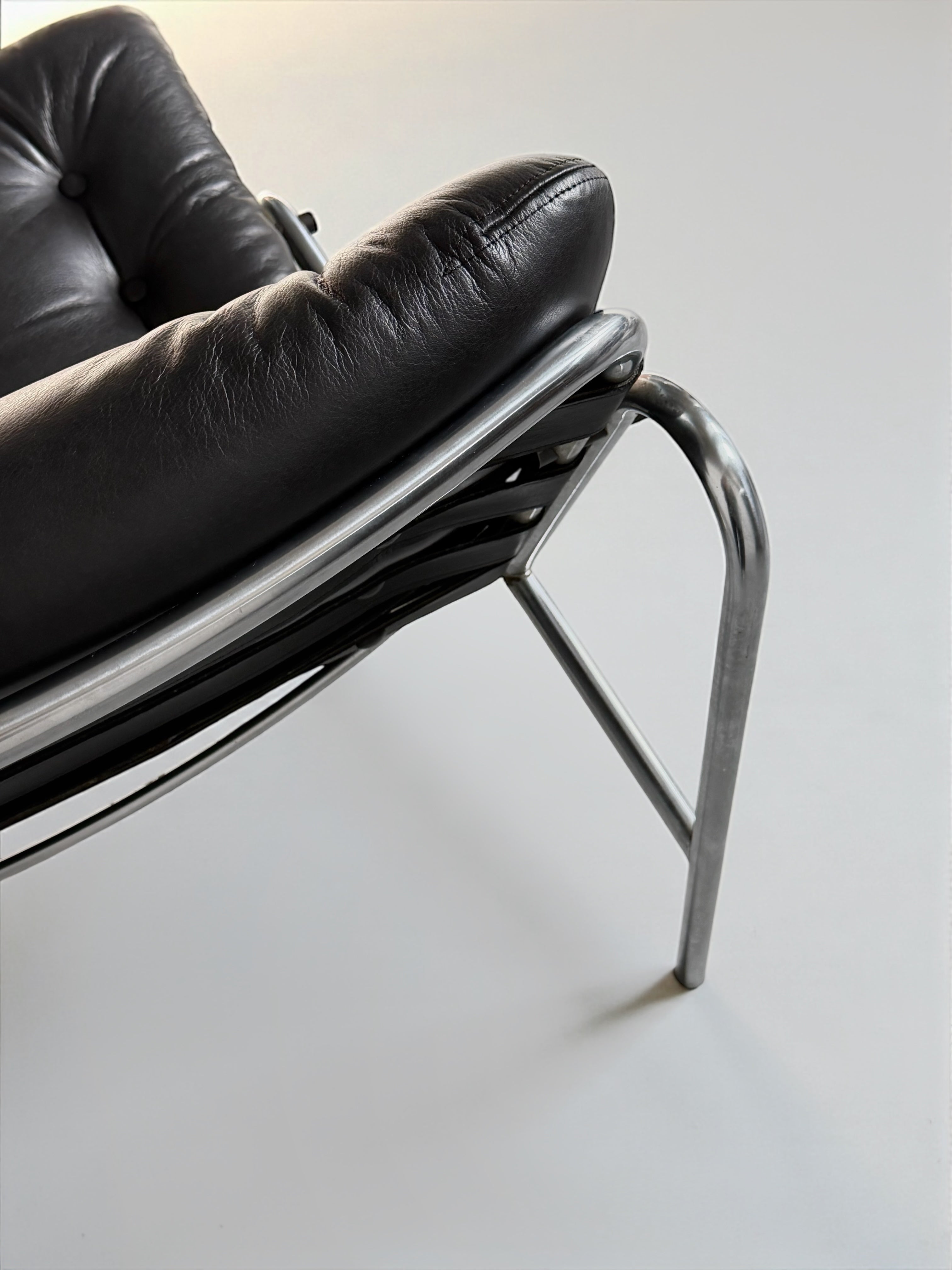 Osaka lounge chair by Martin Visser for ’t Spectrum　