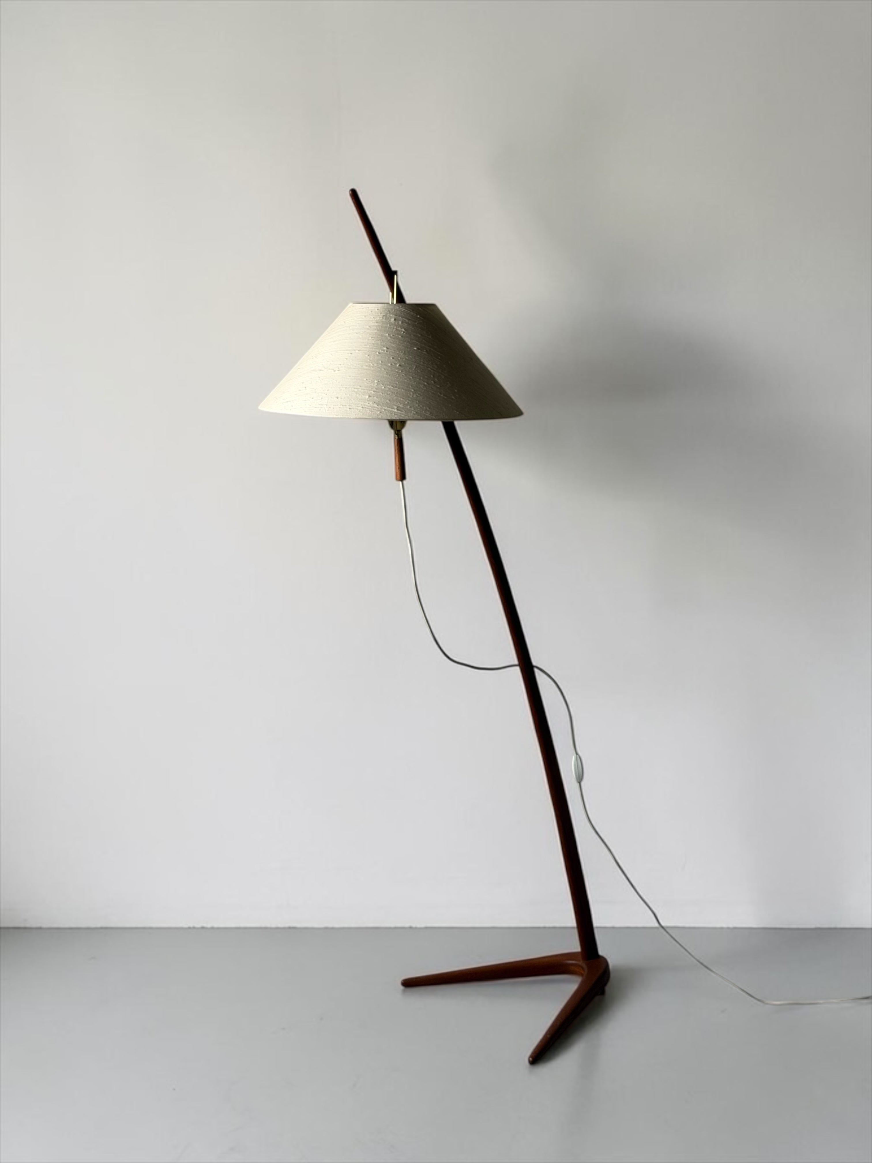 Dornstab Floor Lamp by A. Pöll for Kalmar, Austria 1920 to 1949　