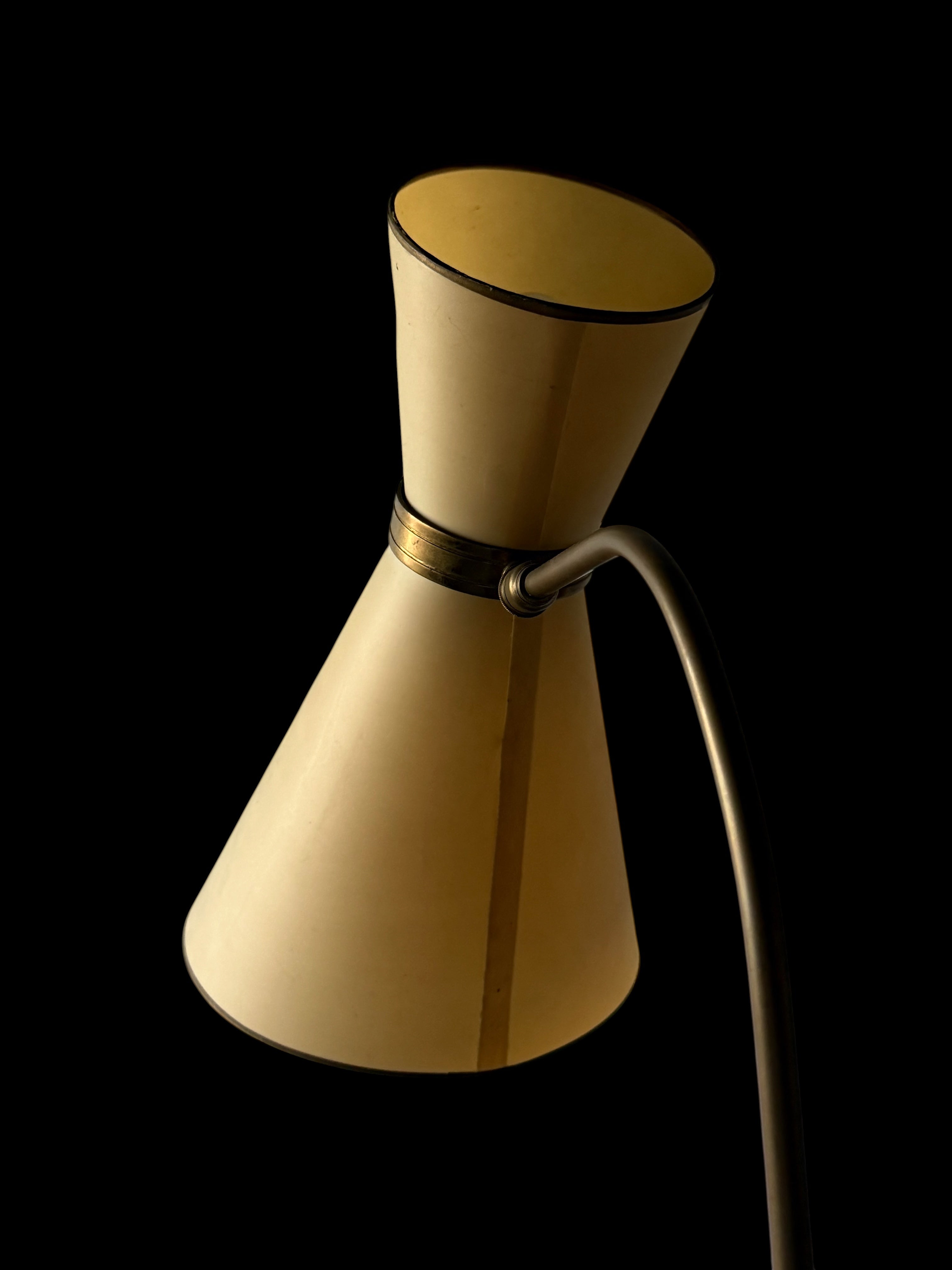 Maison Lunel Dual Conical Shade Floor Lamp　