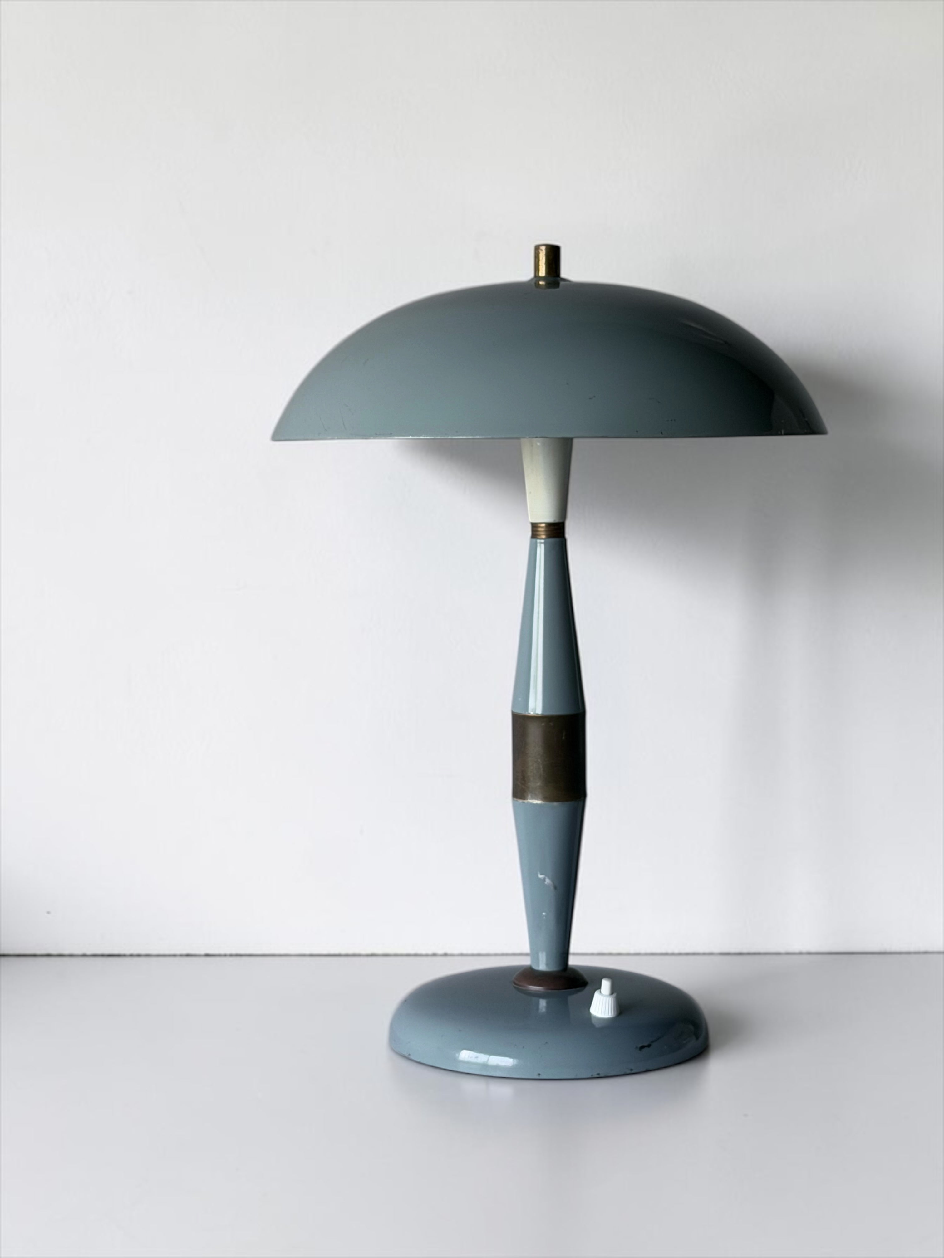 Italian Table Lamp in Blue-Grey Lacquered Metal and Brass, Italy 1950s