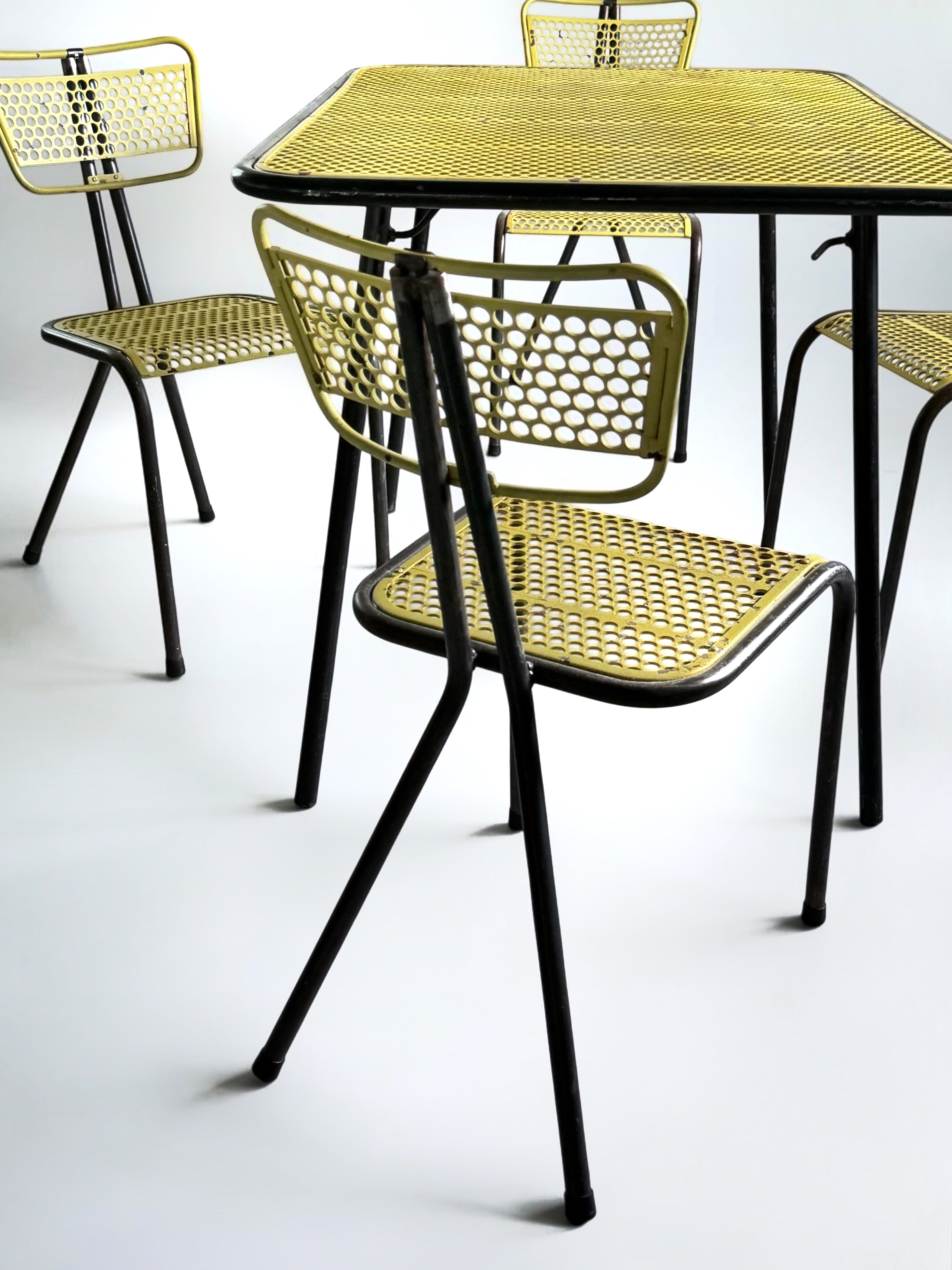 "Radar" Table & Chairs by Rene Malaval for Bloc Metal, France 1950s　