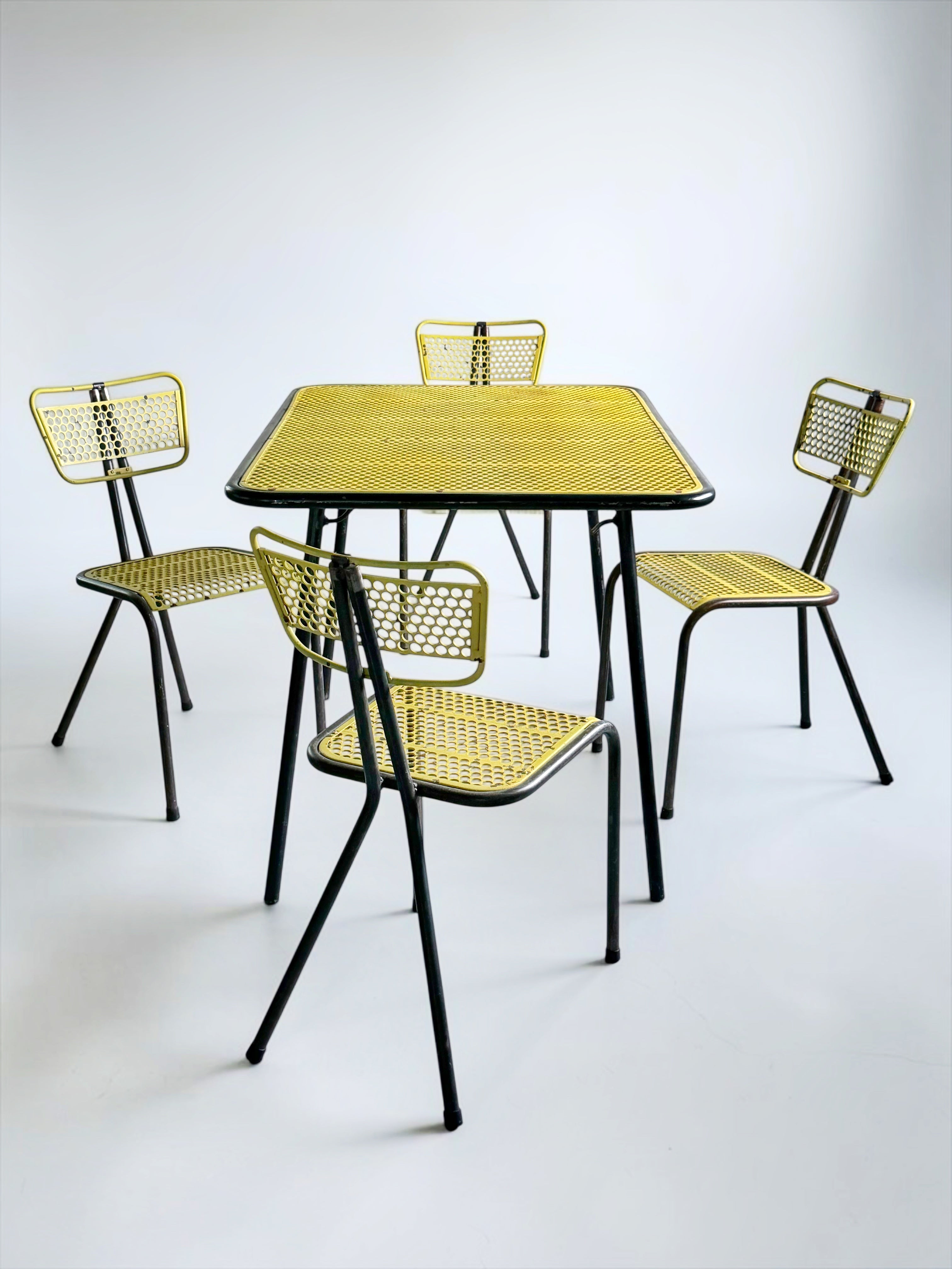 "Radar" Table & Chairs by Rene Malaval for Bloc Metal, France 1950s　