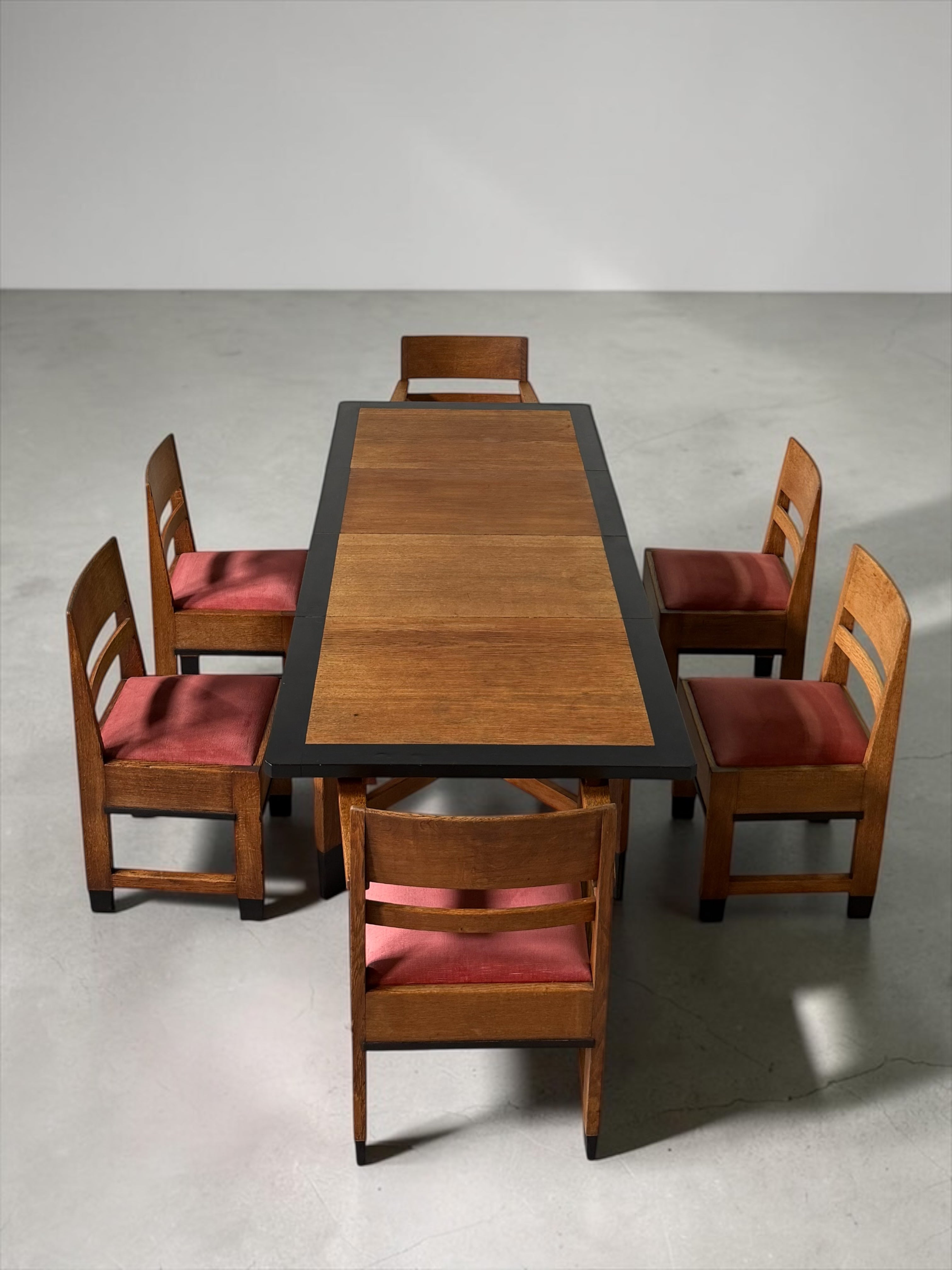 Haagse School armchairs by H. Fels for L.O.V. Oosterbeek, 1920s